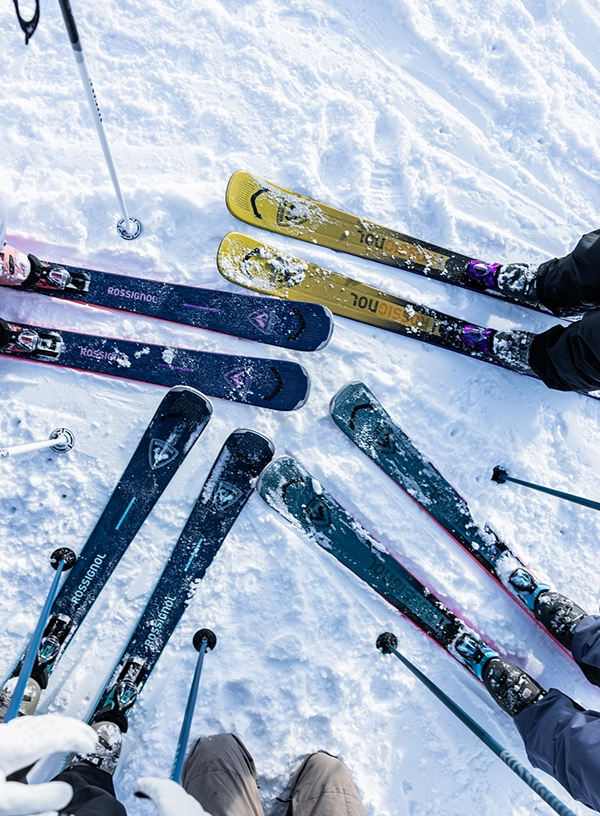 Jak vybrat sjezdové lyže?