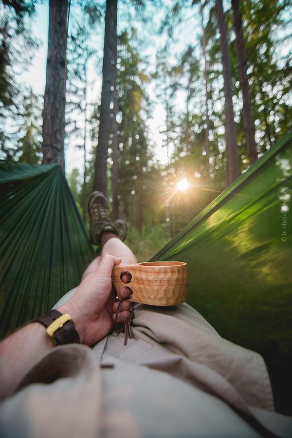 Prvním bushcraftovým krokem je jednoduše strávit několik hodin o samotě v lese.
