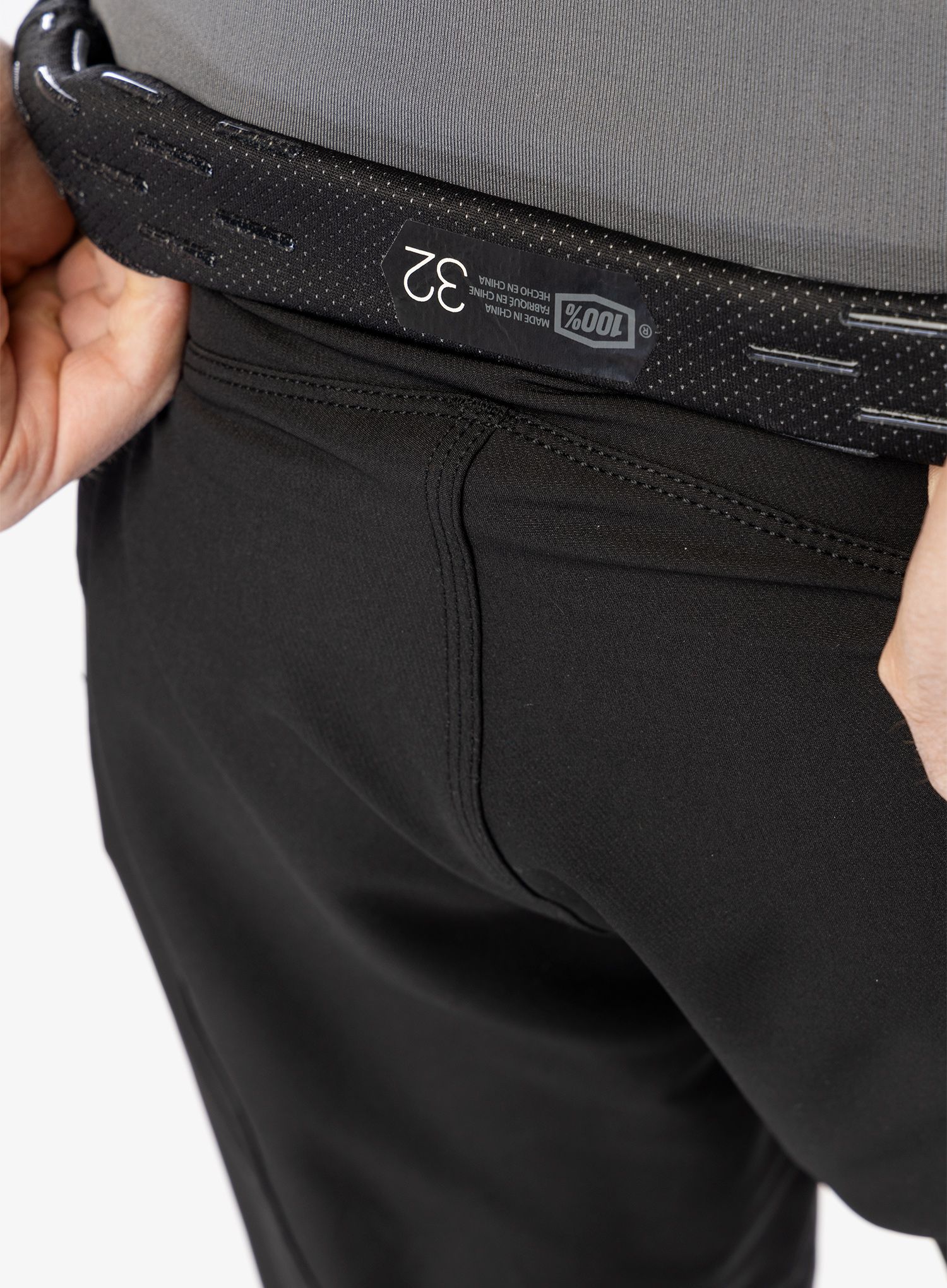 Cyklistické kalhoty 100% Airmatic Pant - black
