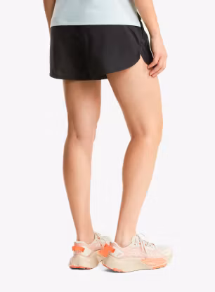 Dámské běžecké kraťasy The North Face Flex Woven Short 3in - tnf black