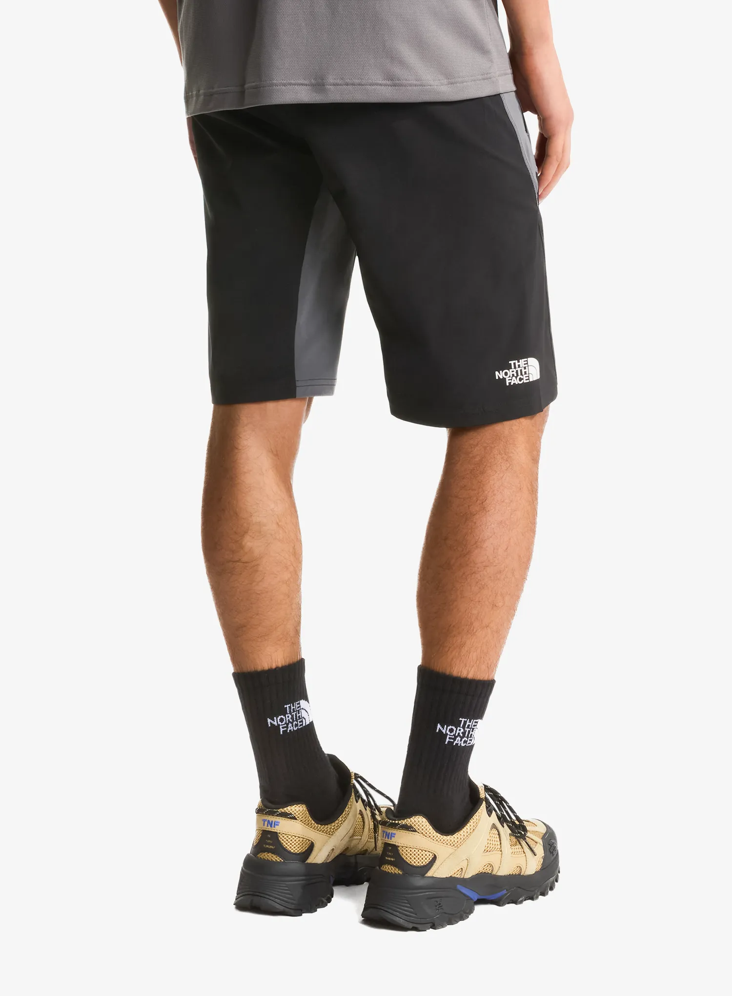 Outdoorové kraťasy The North Face Felik Slim Tapered Short - smoked pearl/tnf black