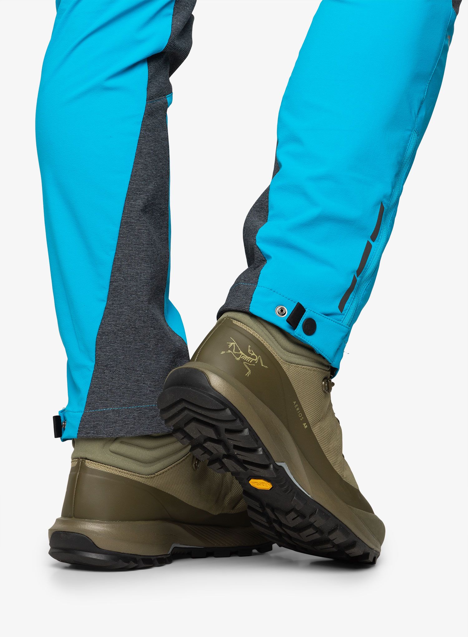 Trekové boty Arcteryx Aerios AR Mid GTX - tatsu/carbon copy