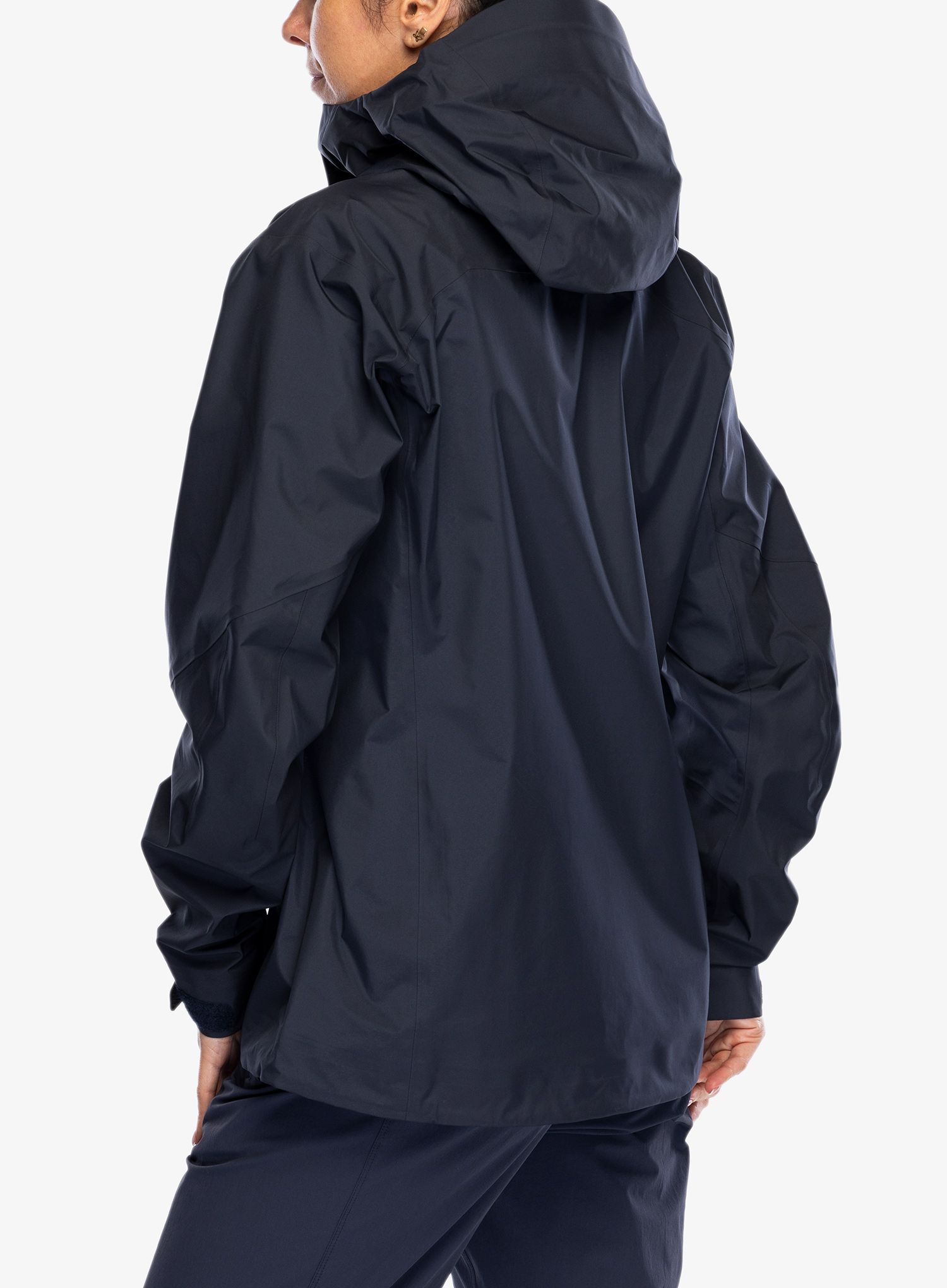 Dámská bunda na hory Arcteryx Beta AR Jacket Stormhood - black sapphire