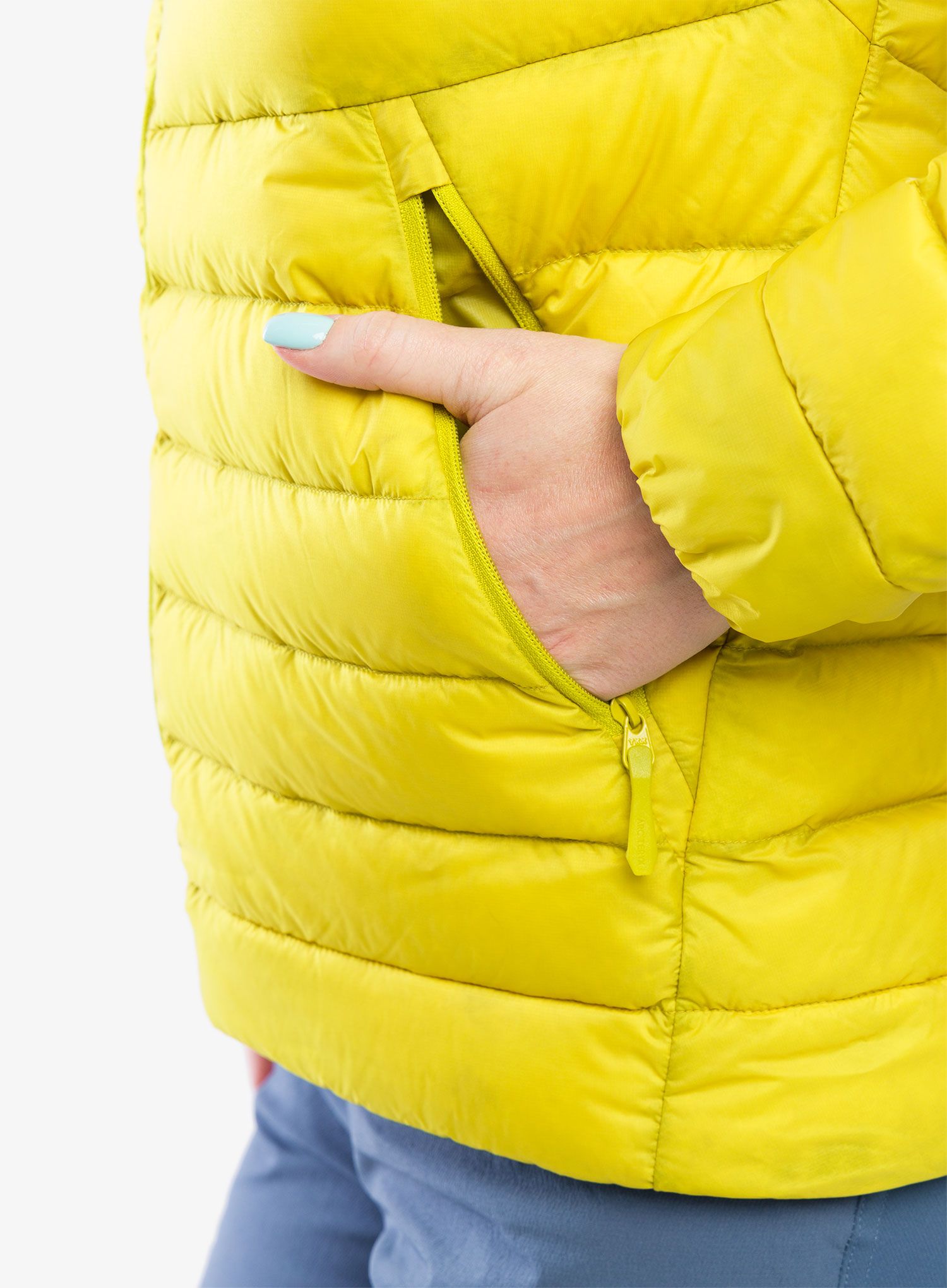 Dámská péřová bunda Arcteryx Cerium Hoody - lampyre