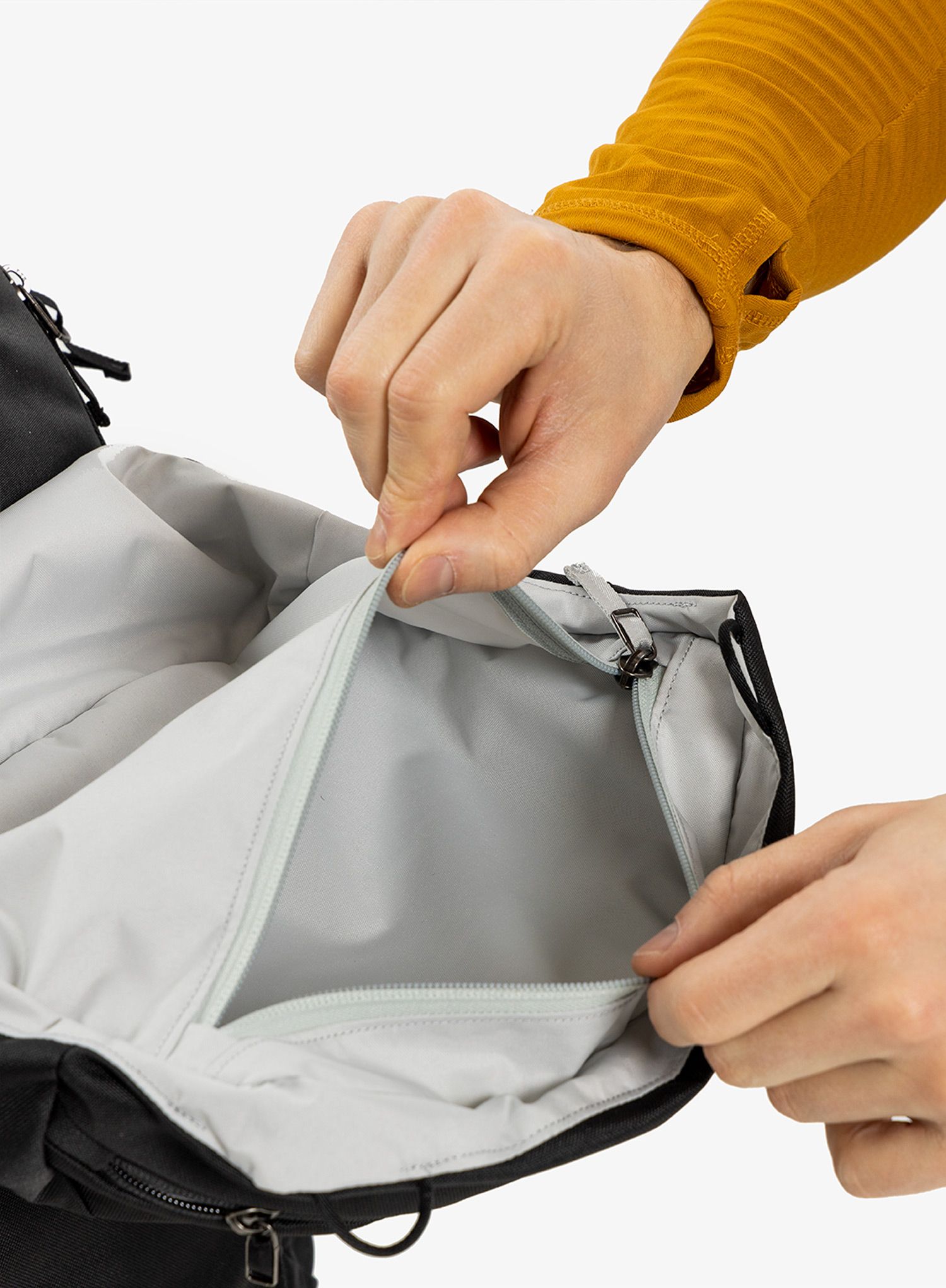 Batoh Arcteryx Mantis 30 Backpack - black