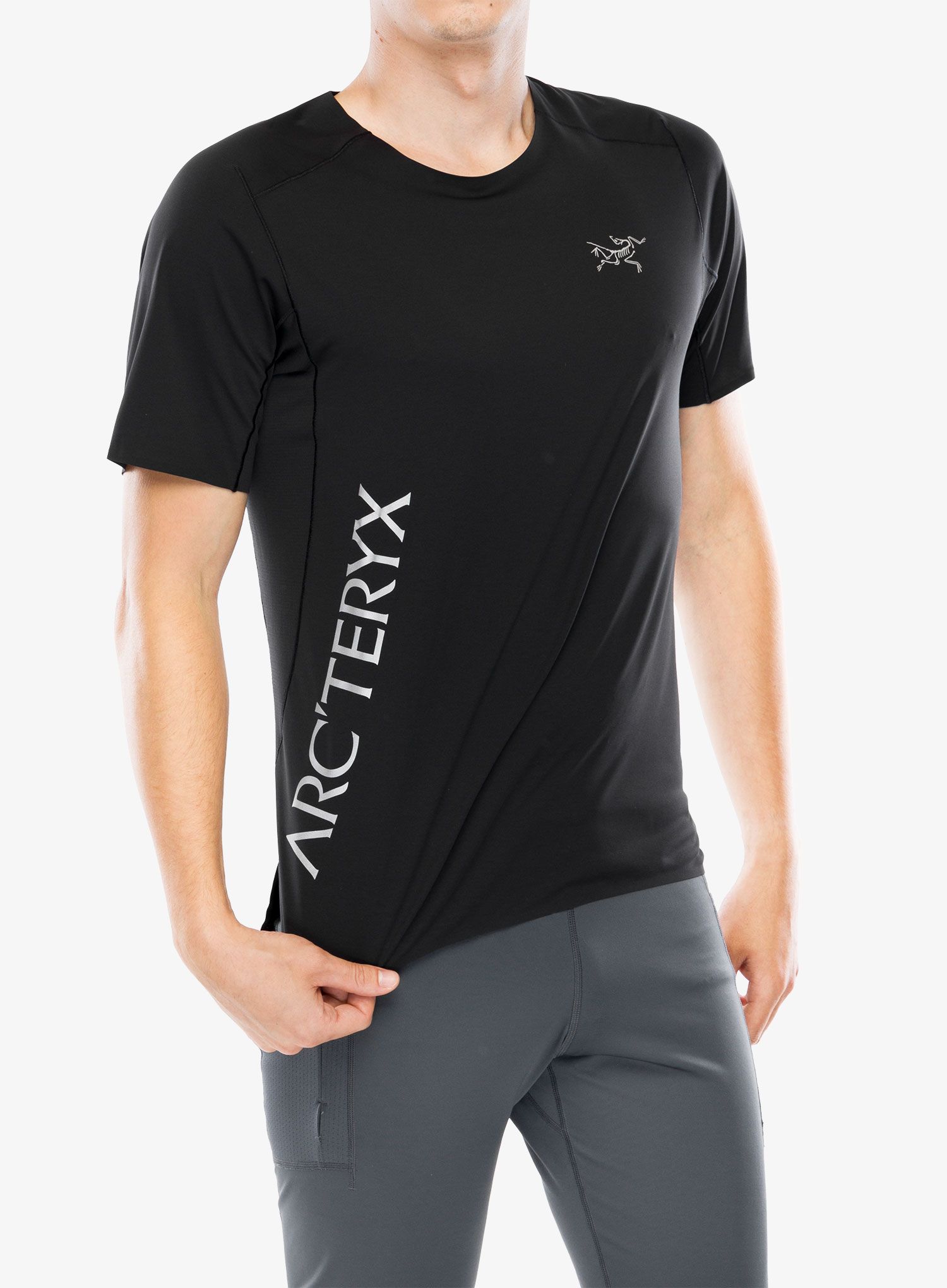 Běžecké tričko Arcteryx Norvan Downword Logo Shirt SS - black