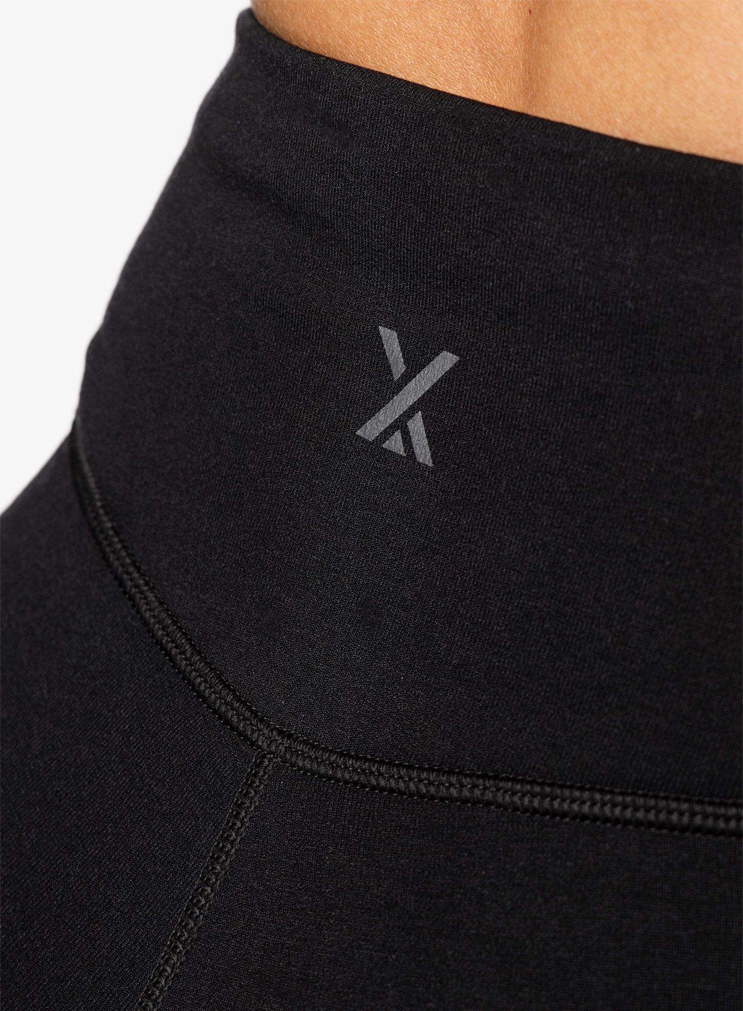Dámské legíny Berghaus MTN Seeker ST Legging- jet black/grey pinstripe