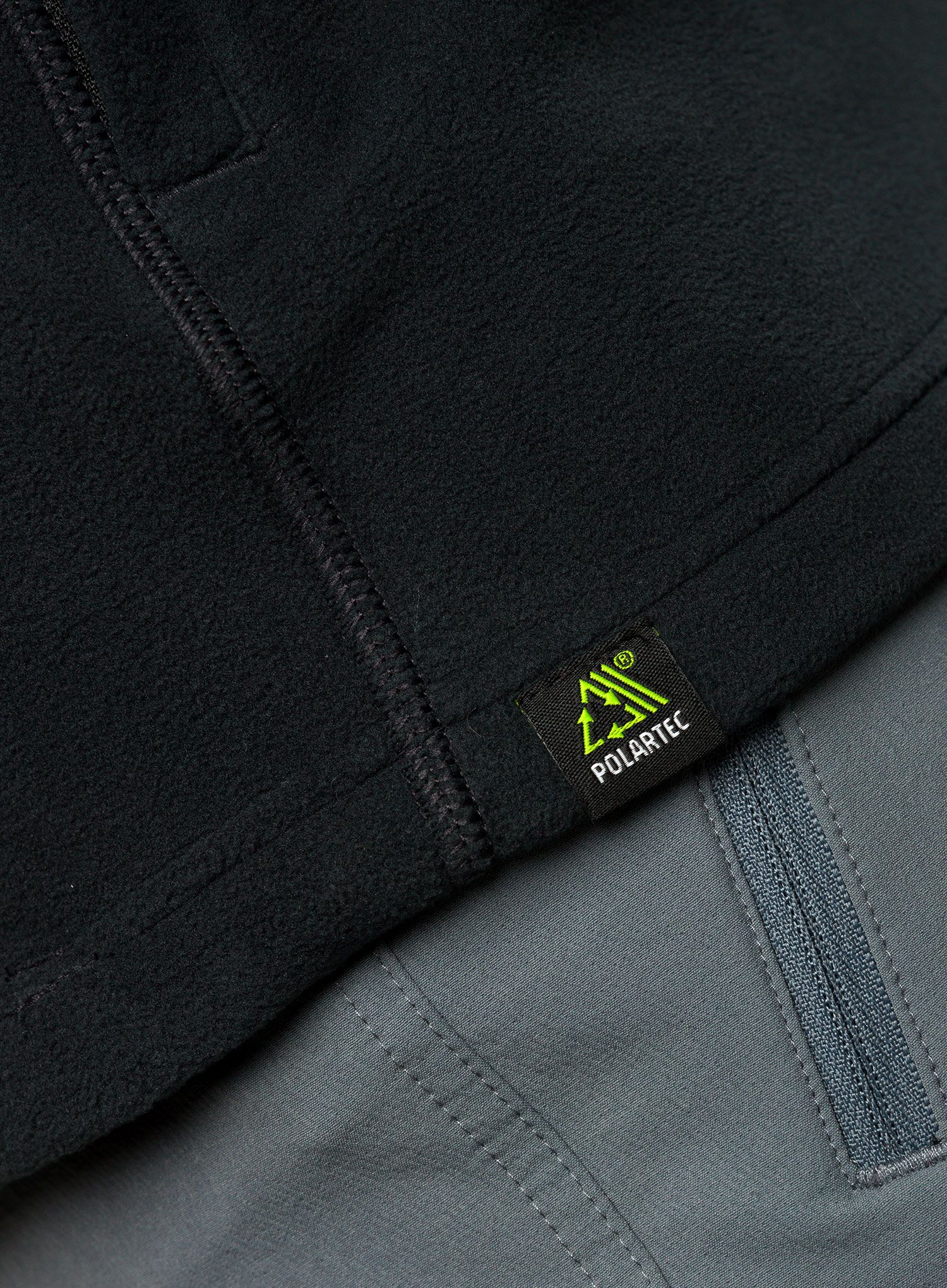 Fleecová mikina Berghaus Prism Micro PT InterActive - black/black