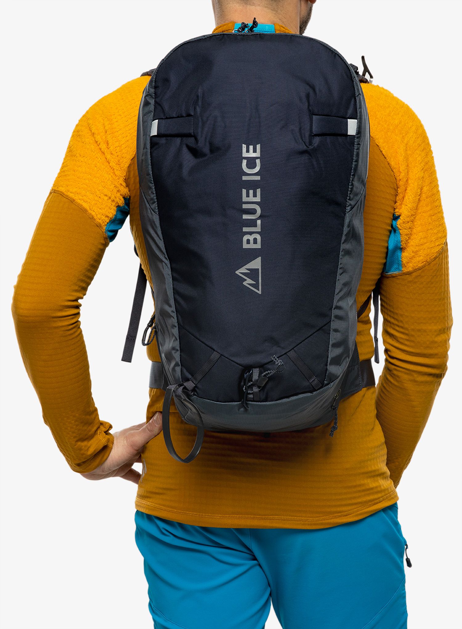 Skialpový batoh Blue Ice Taka Pack 30L - india ink