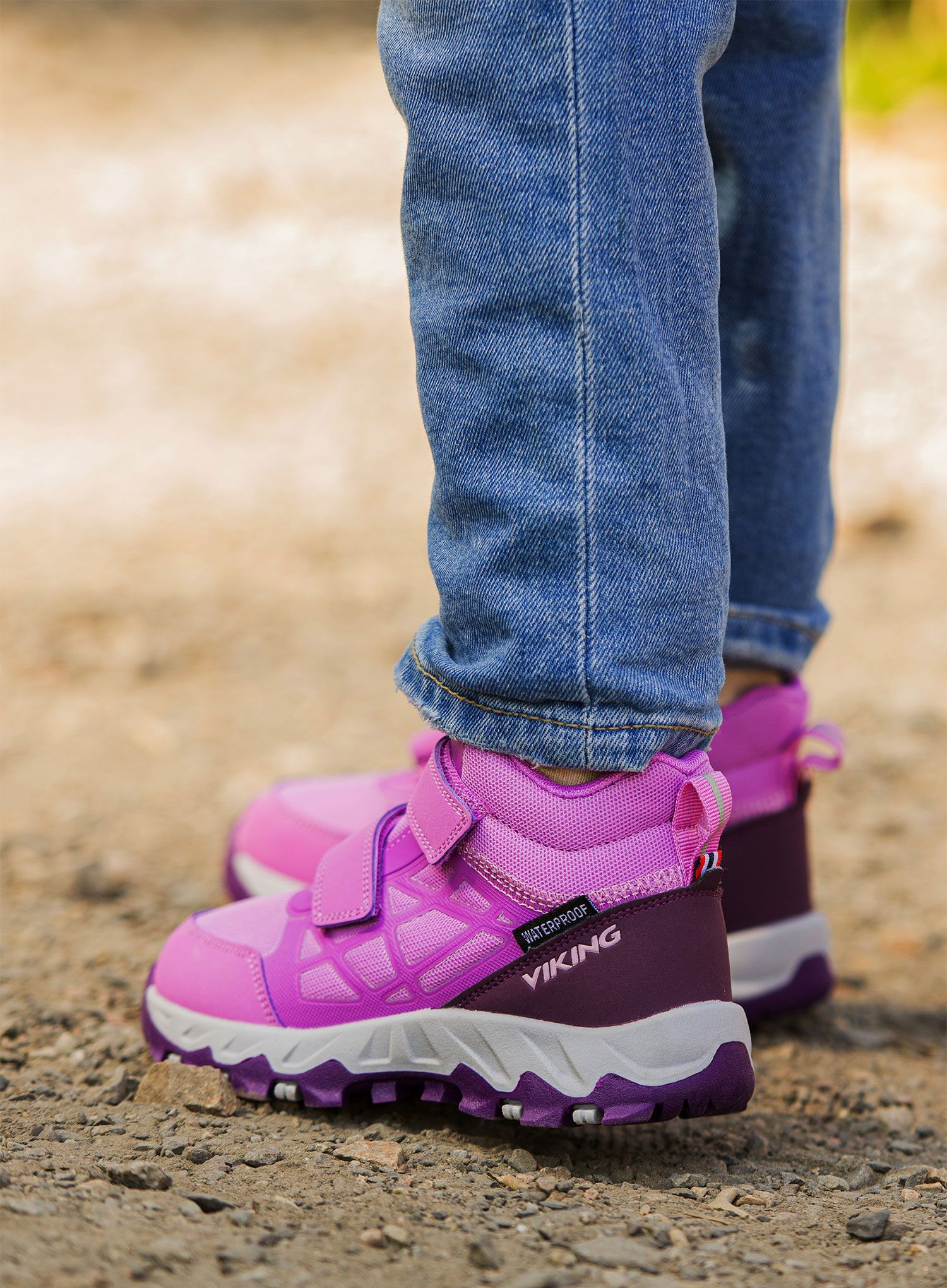 Dětské boty Viking Track Mid WP 2V - purple/purple