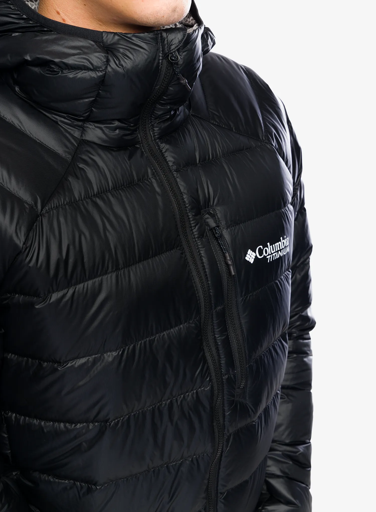Péřová bunda Columbia Arctic Crest Down Hooded Jacket - black