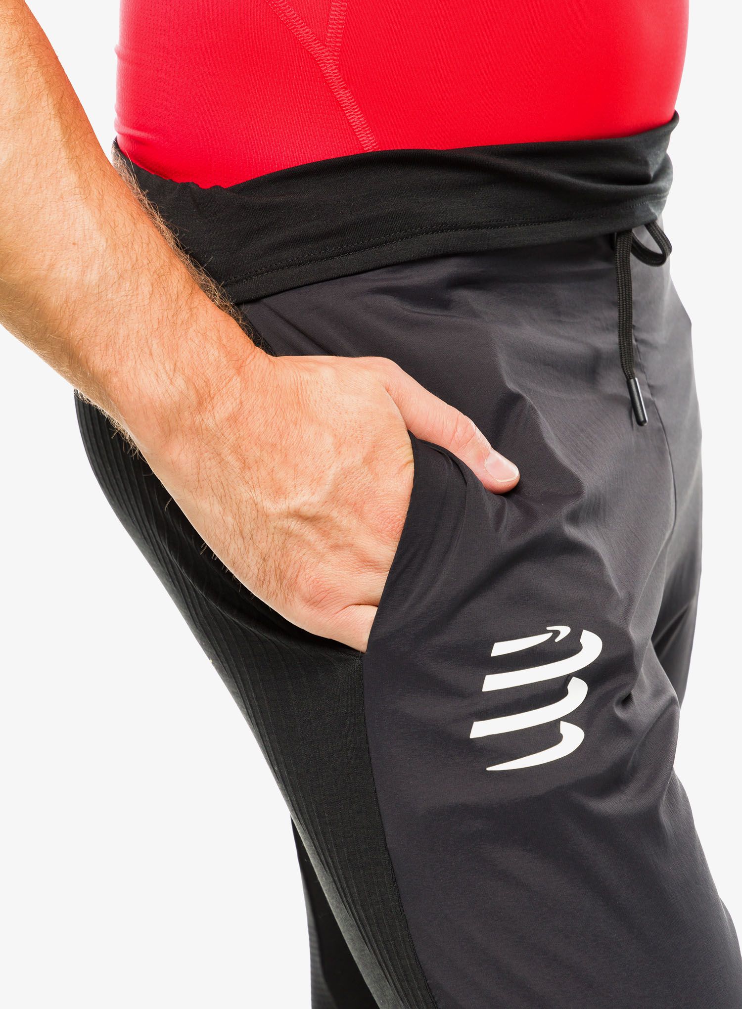 Legíny na běhání Compressport Hurricane Windproof Seamless Pants - black