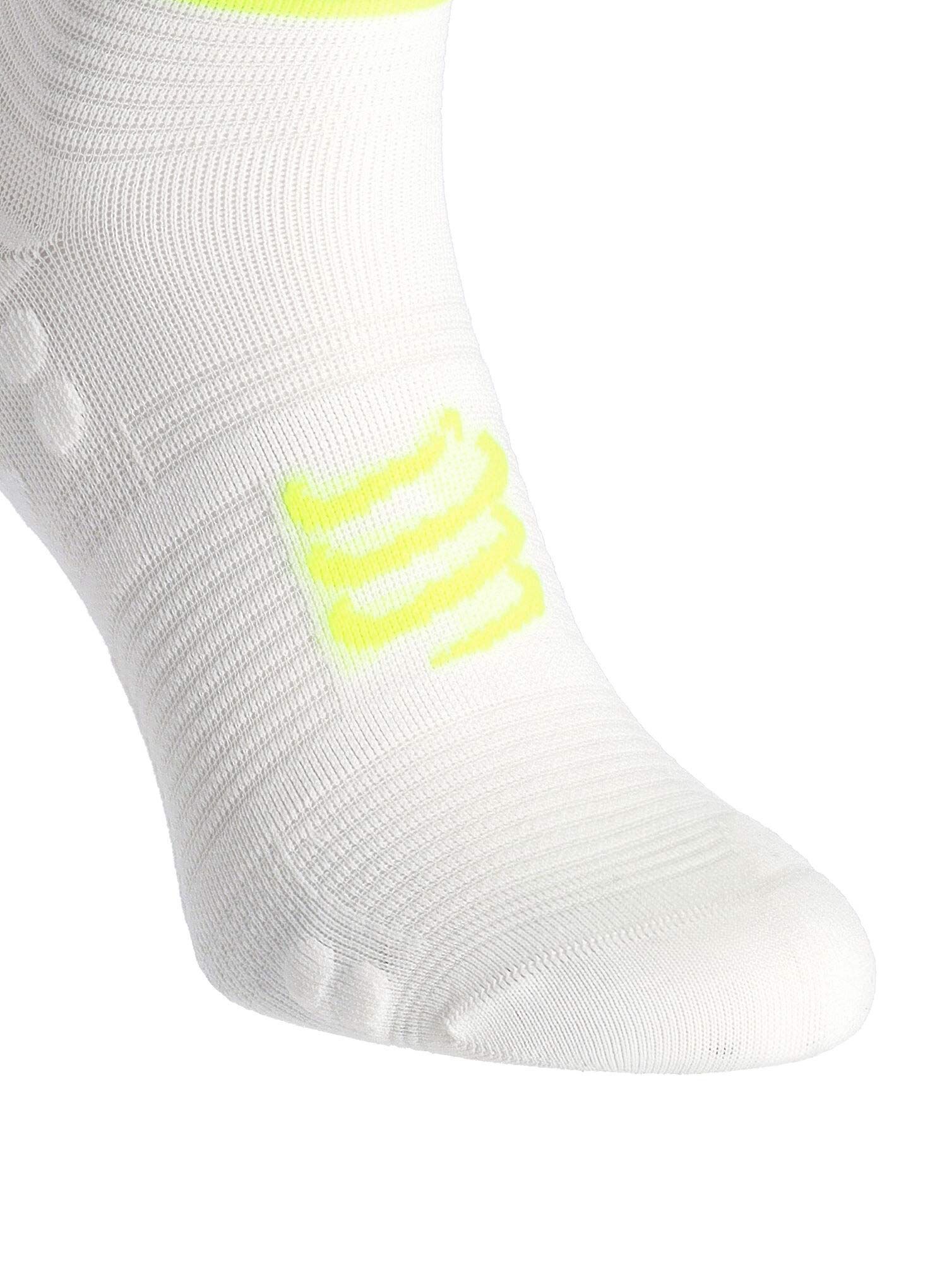 Běžecké ponožky Compressport Pro Racing Socks v4.0 Run Low - white/safe yellow/neo pink