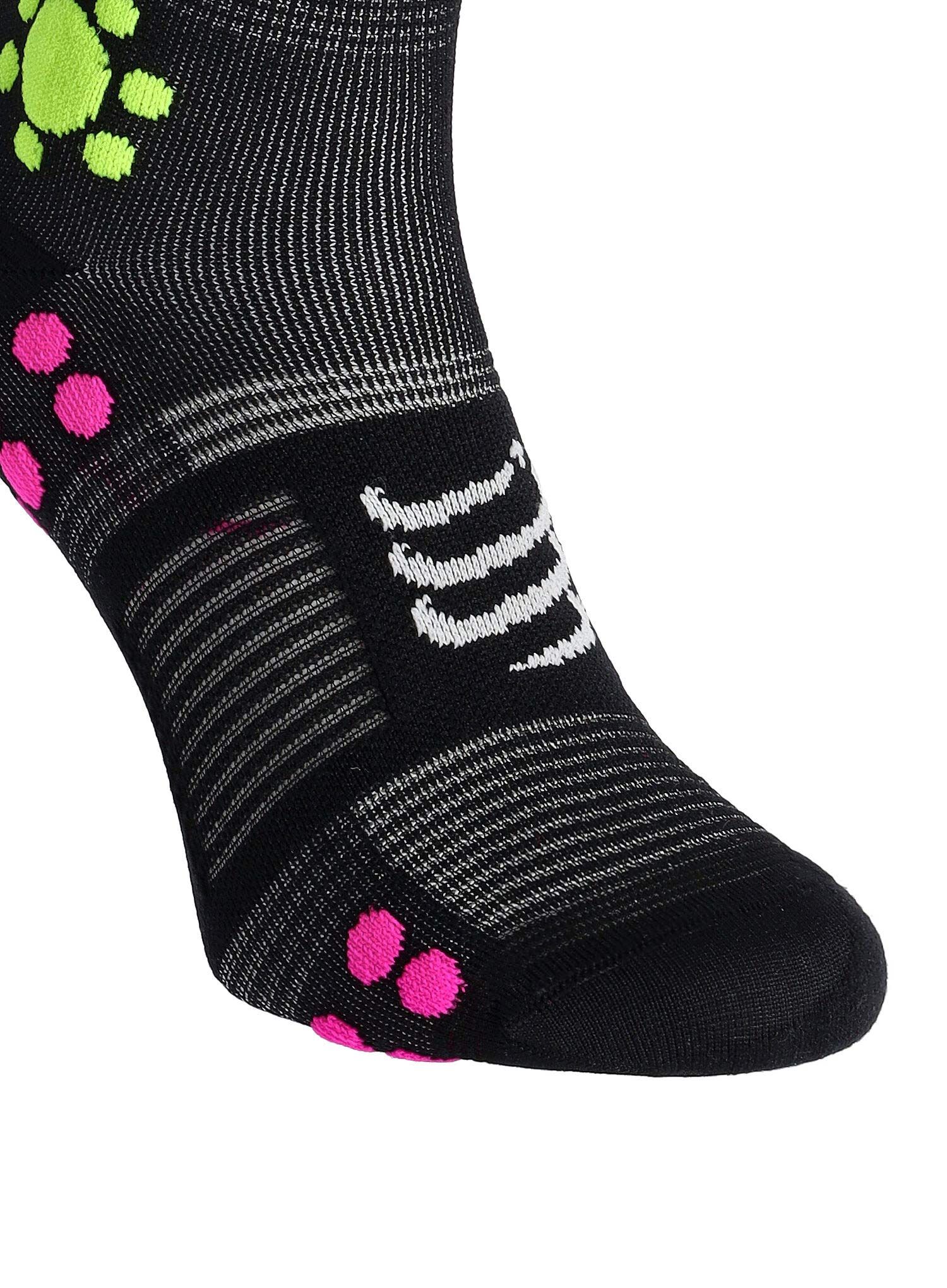Ponožky na běhání Compressport Pro Racing Socks v4.0 Trail - black/safe yellow/neo pink