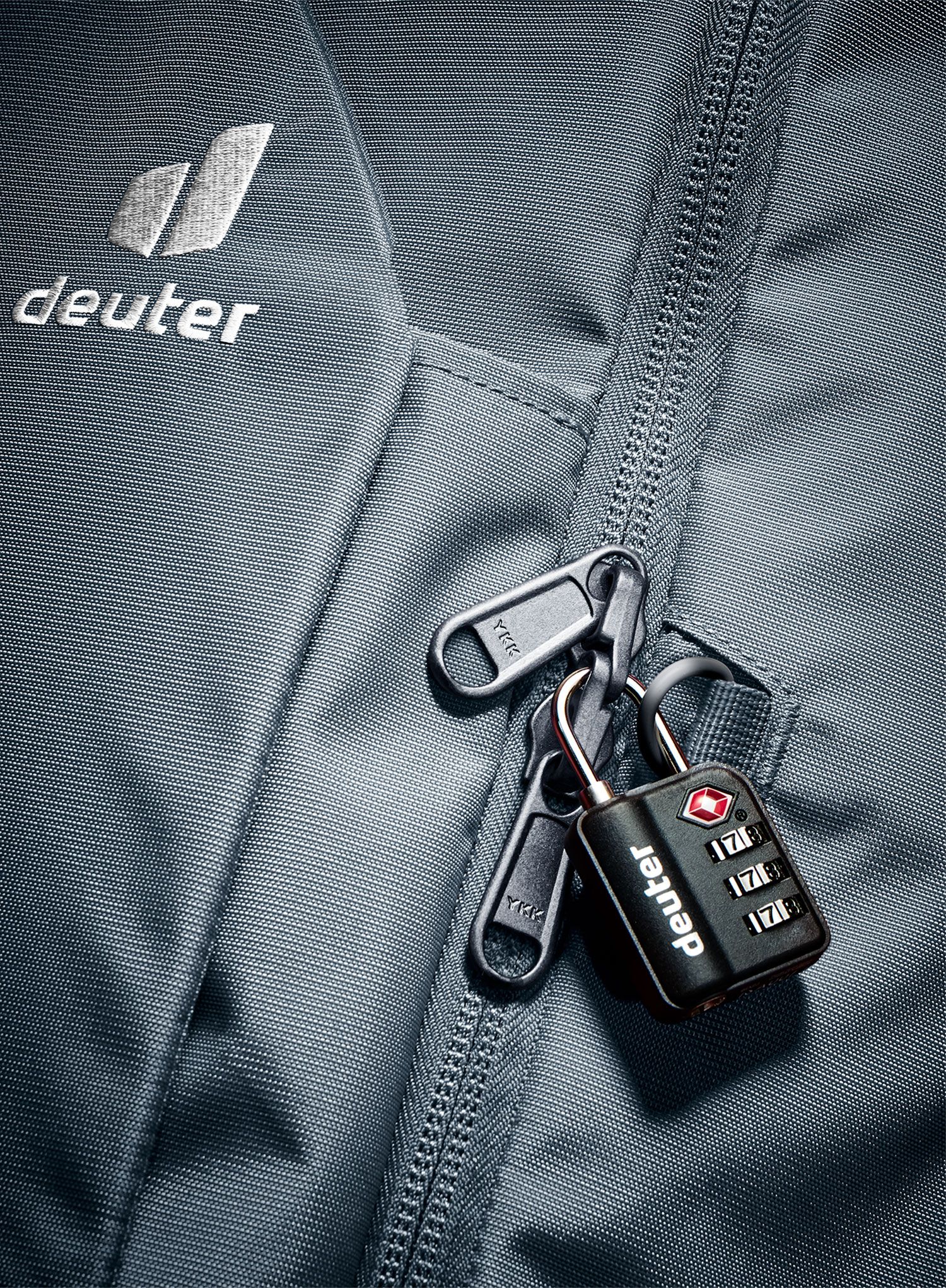 Cestovní batoh dámský Deuter Access Pro 60 SL - black