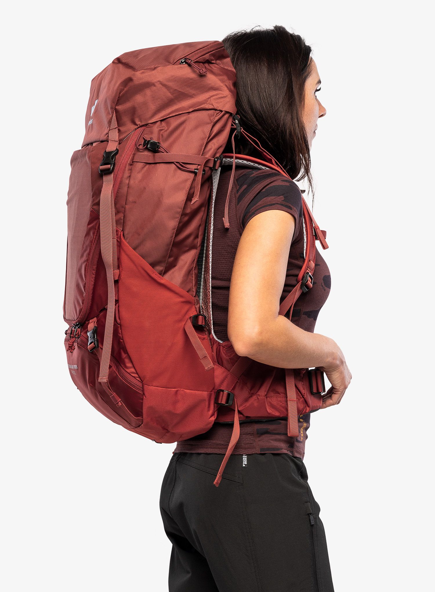 Dámský trekingový batoh Deuter Futura Air Trek 45 + 10 SL - redwood