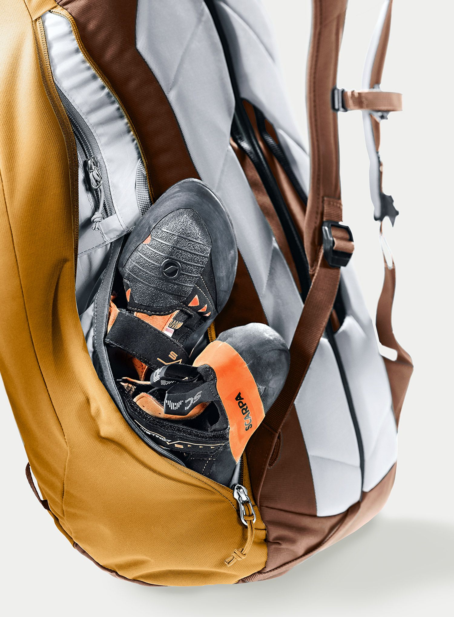 Lezecký batoh Deuter Gravity Motion SL - cinnamon/umbra