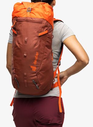 Batoh na hory Deuter Guide 24 - redwood/papaya