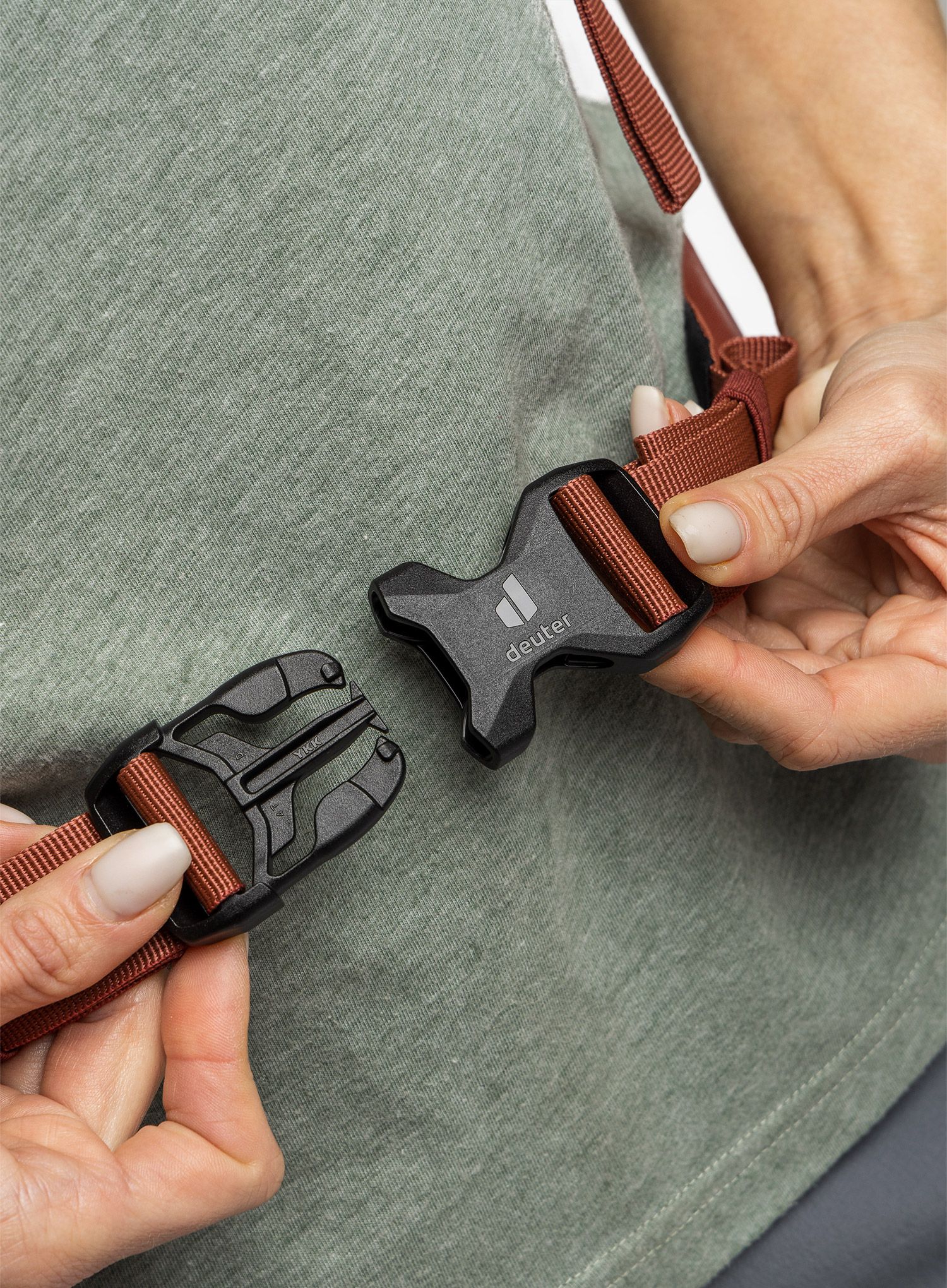Batoh na hory dámské Deuter Guide 28 SL - papaya/redwood