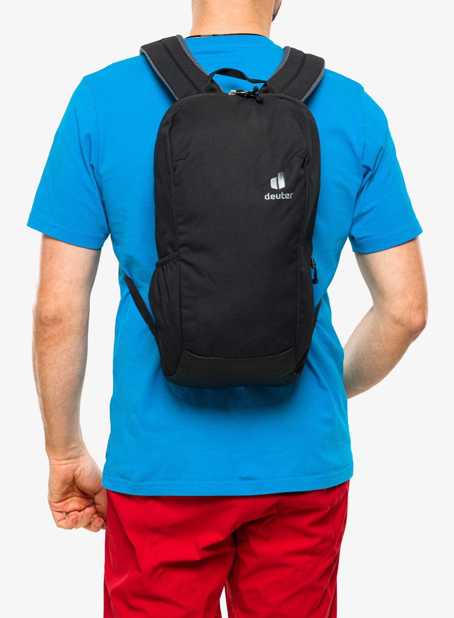 Městský batoh Deuter StepOut 12 - black