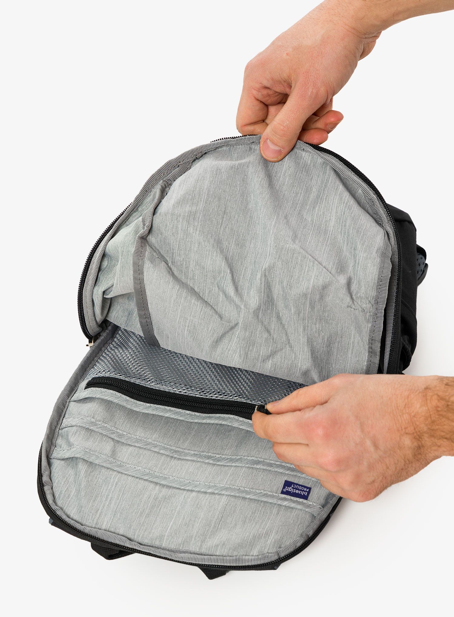 Městský batoh Deuter StepOut 12 - black