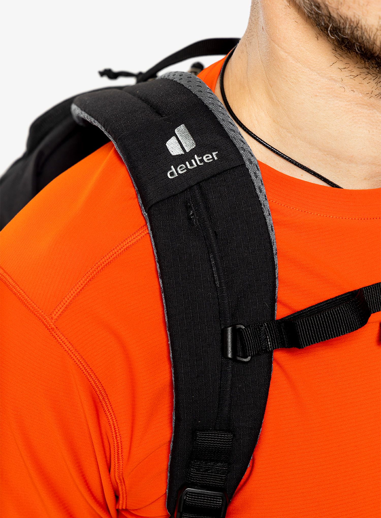 Městský batoh Deuter StepOut 16 - black