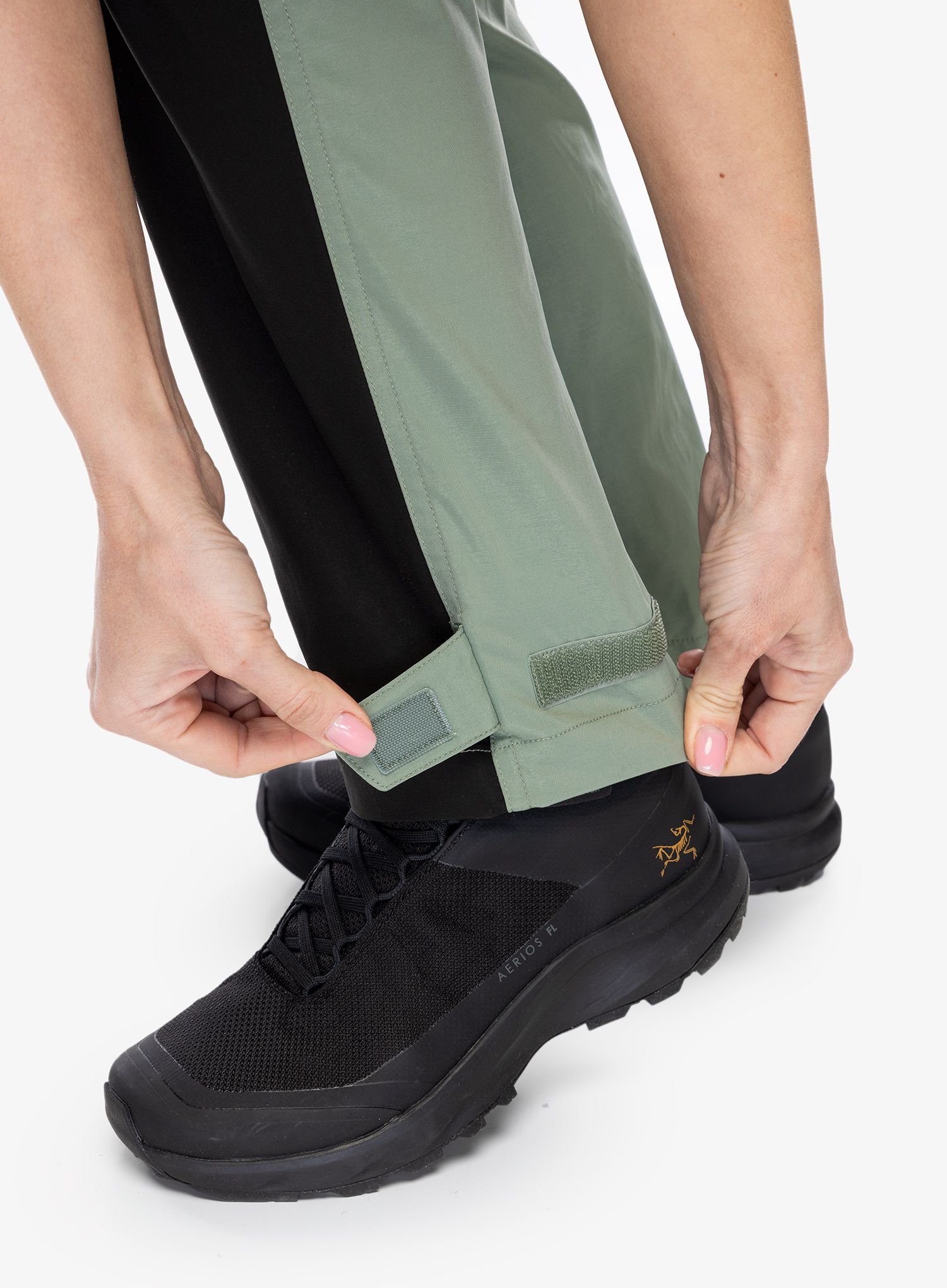 Kalhoty dámské Didriksons Ara Pants - light moss