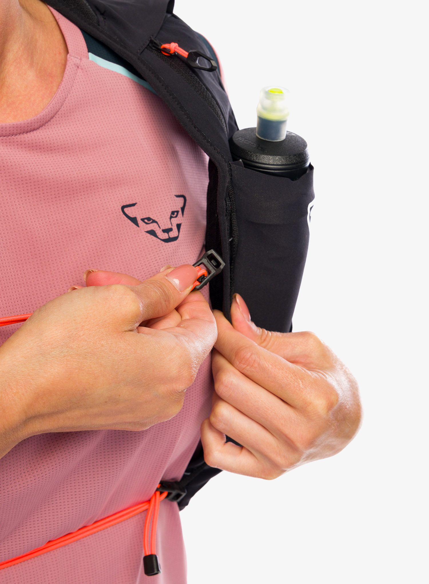 Vesta na běhání Dynafit Alpine 8 Vest - black out