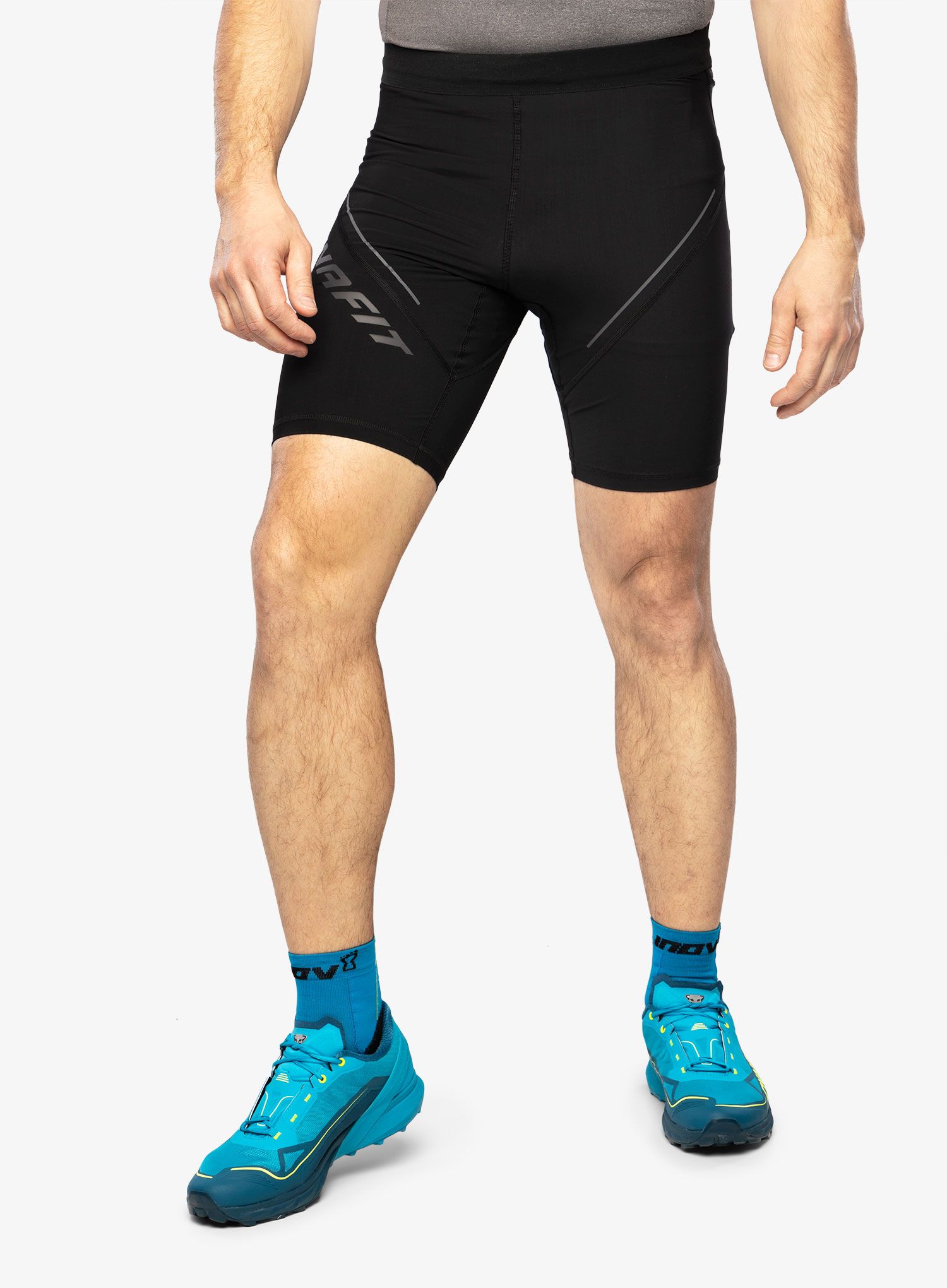 Běžecké kraťasy Dynafit Vert 2 Short Tights - black out