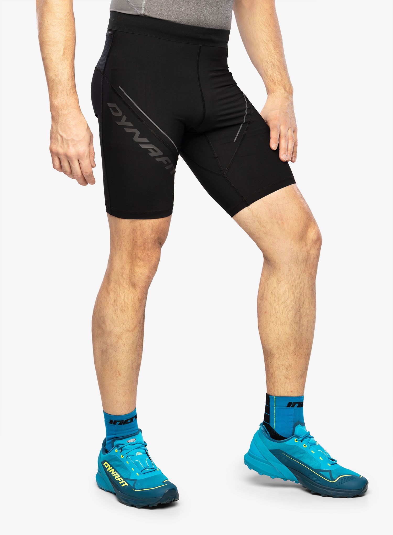 Běžecké kraťasy Dynafit Vert 2 Short Tights - black out