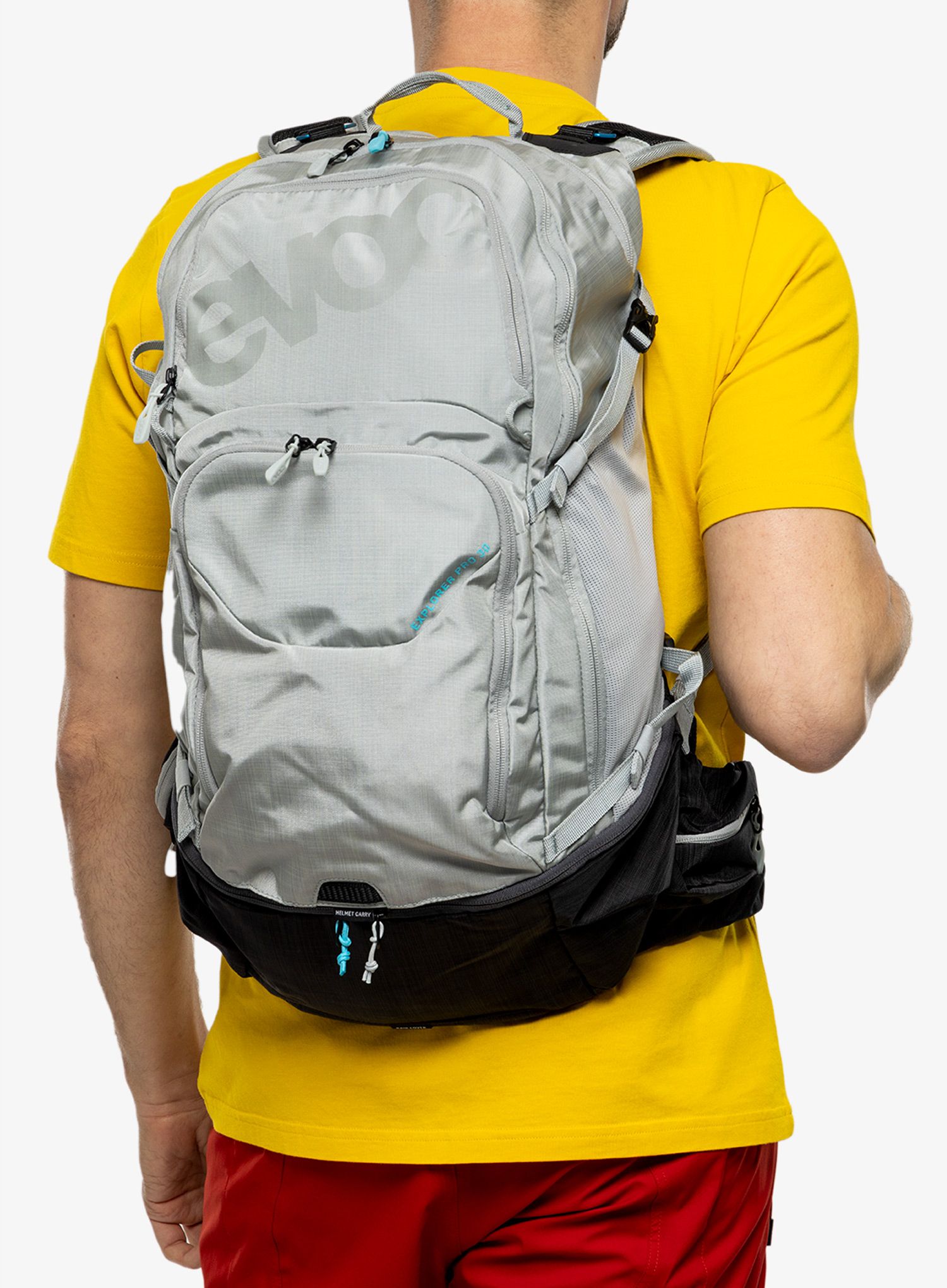 Cyklistický batoh Evoc Explorer Pro 30 - silver/carbon grey