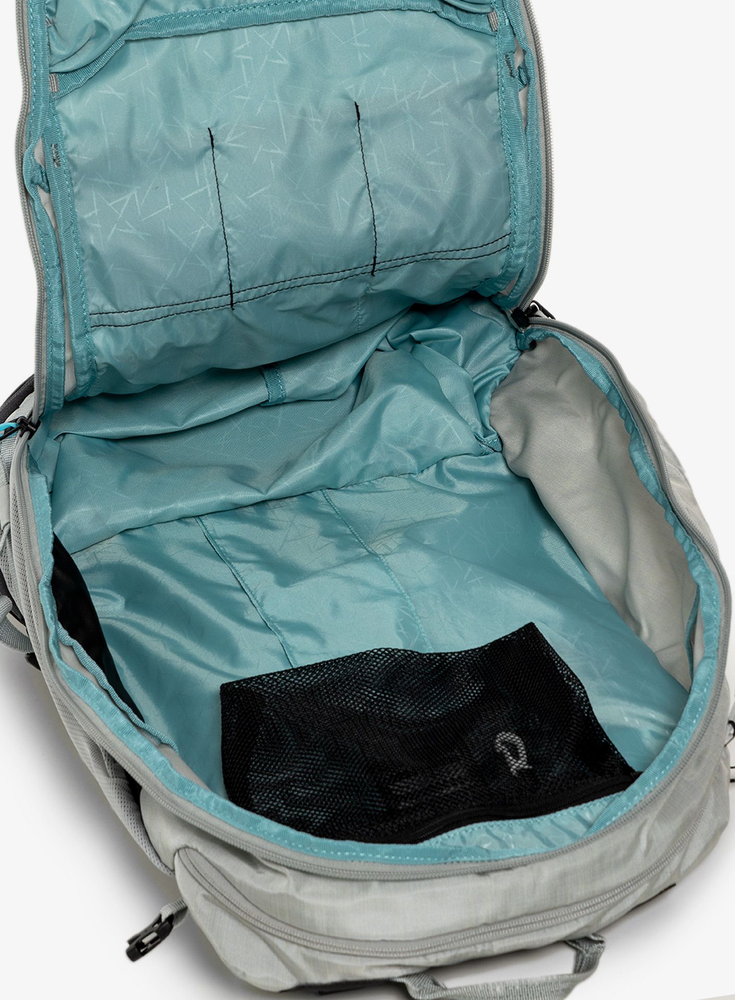 Cyklistický batoh Evoc Explorer Pro 30 - silver/carbon grey