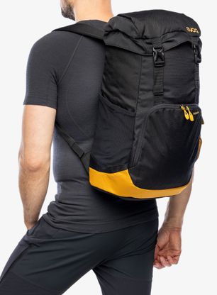 Městský batoh Evoc Mission 22 - black