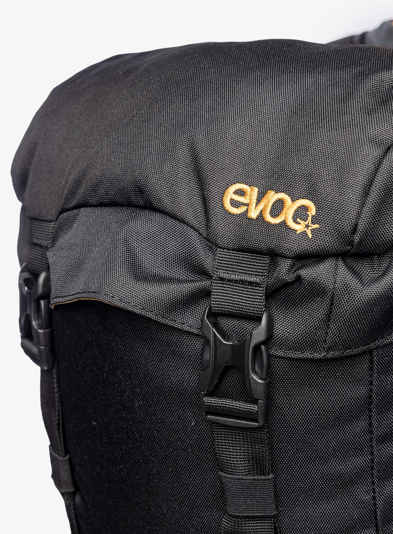 Městský batoh Evoc Mission 22 - black