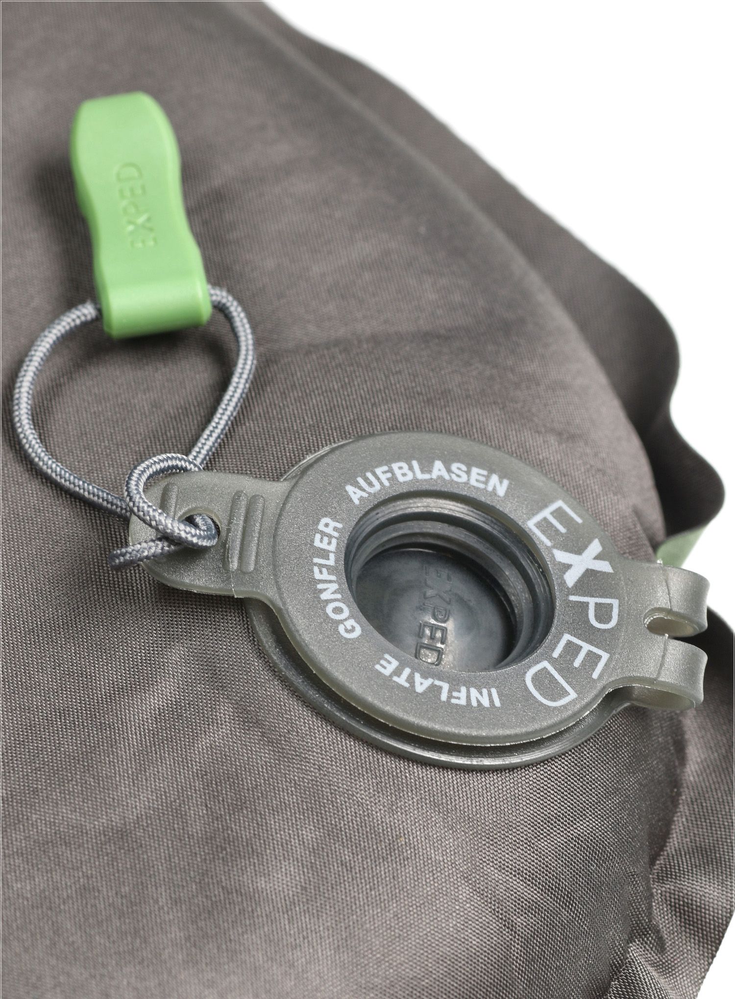 Samonafukovací karimatka Exped SIM Lite 3.8 LW green