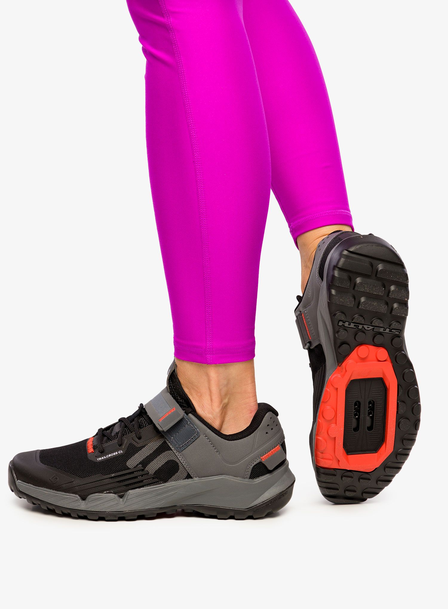 Dámské boty Five Ten Trailcross Clip-in - core black/grey three/red