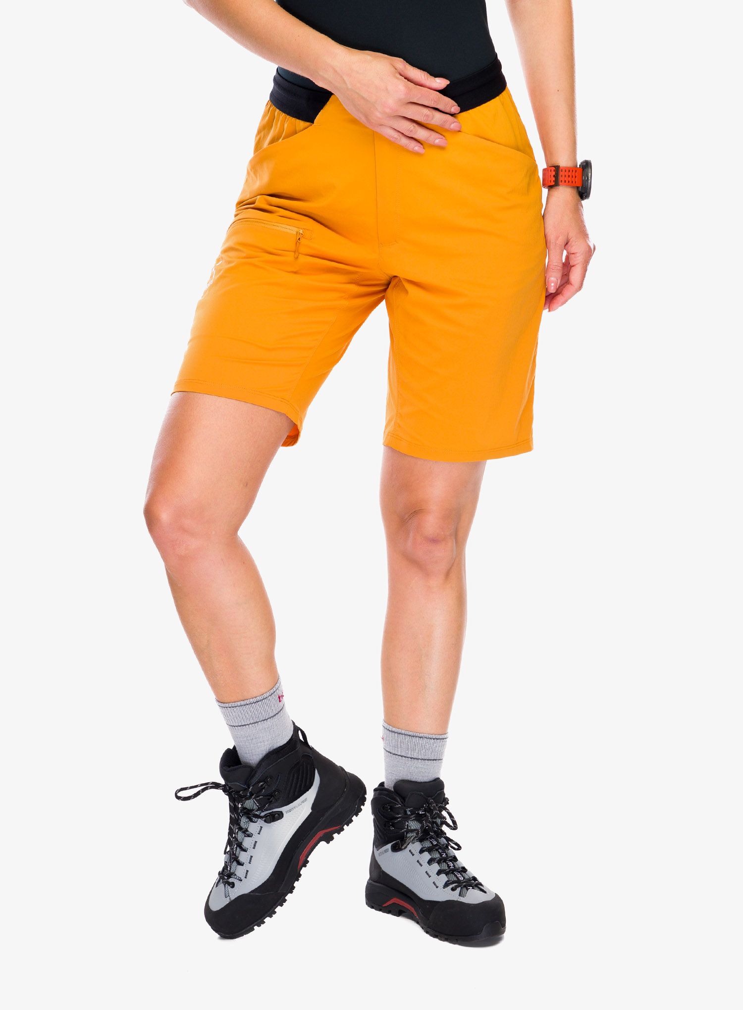 Turistické kraťasy dámské Haglofs L.I.M Fuse Shorts - desert yellow
