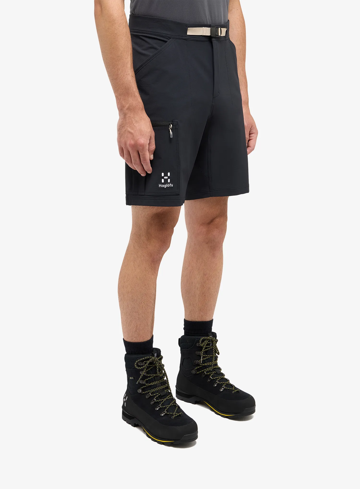 Outdoorové kraťasy Haglofs Lizard Softshell Shorts - true black