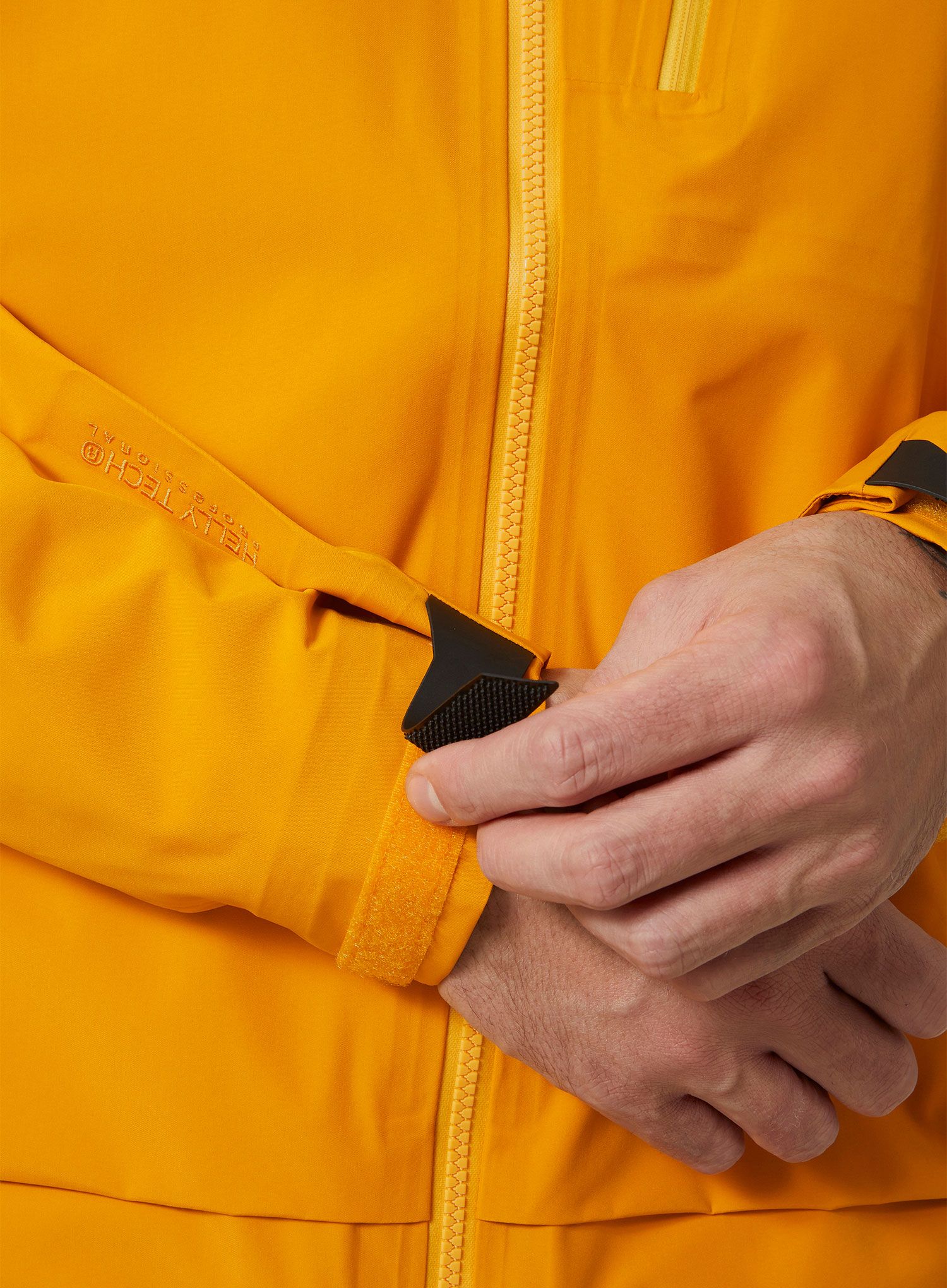Bunda na hory s membránou Helly Hansen Odin 9 Worlds 2.0 - cloudberry