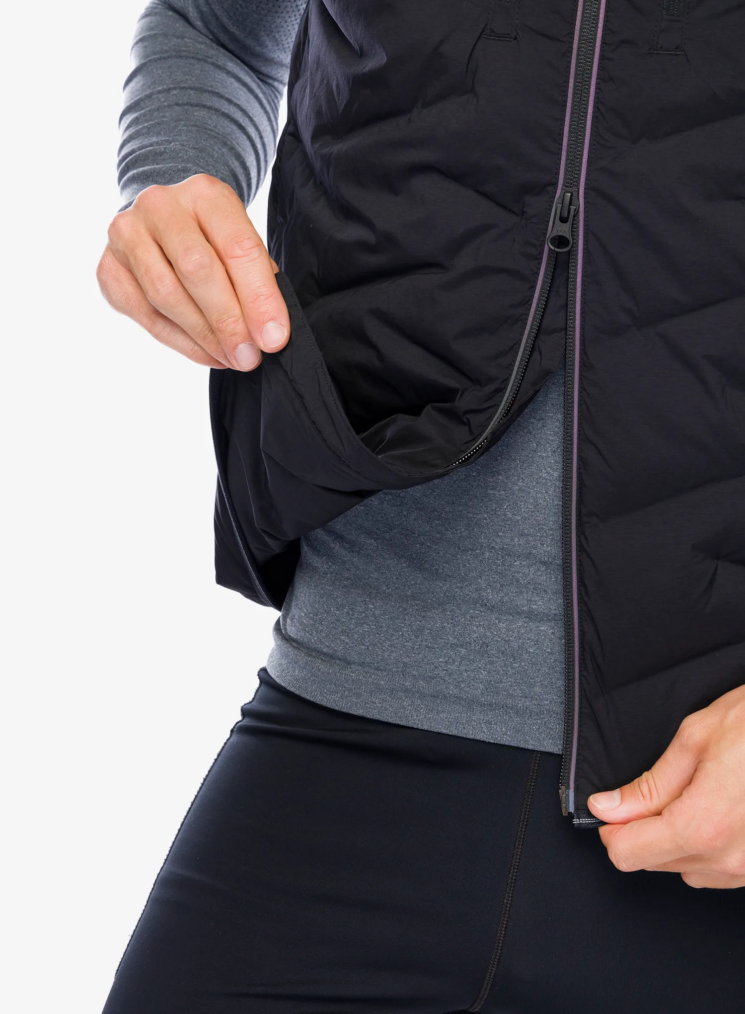 Vesta na běhání Hoka Skyfill Run Vest - black