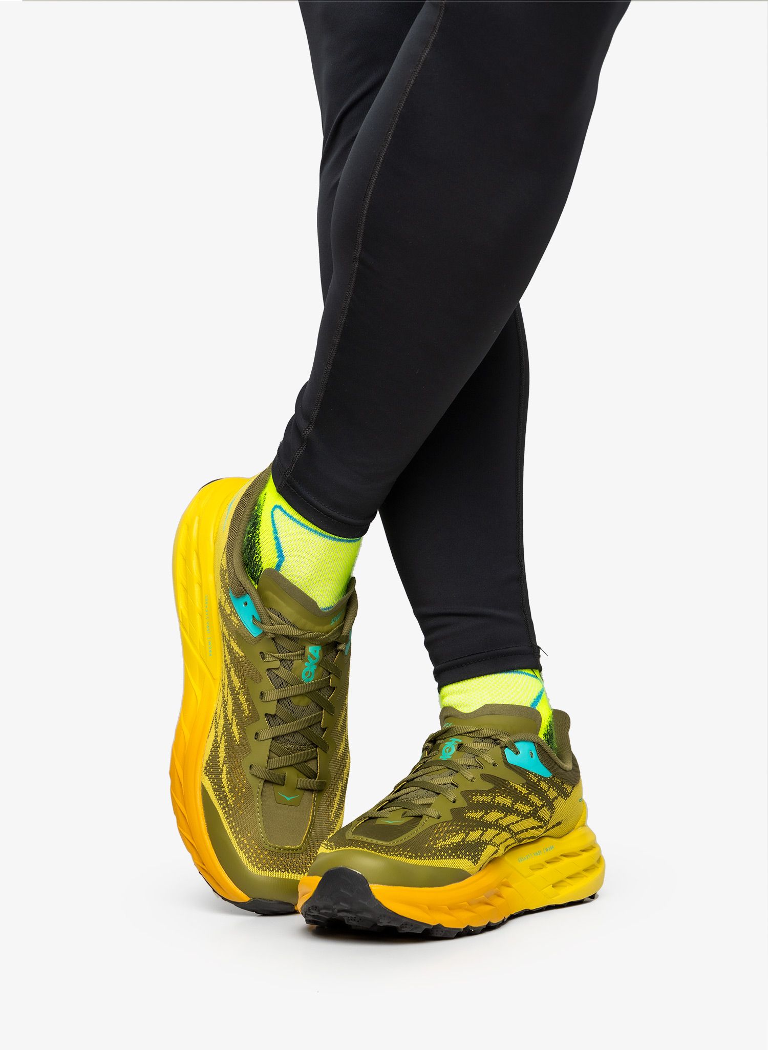 Trailové boty Hoka Speedgoat 5 - avocado/passion fruit