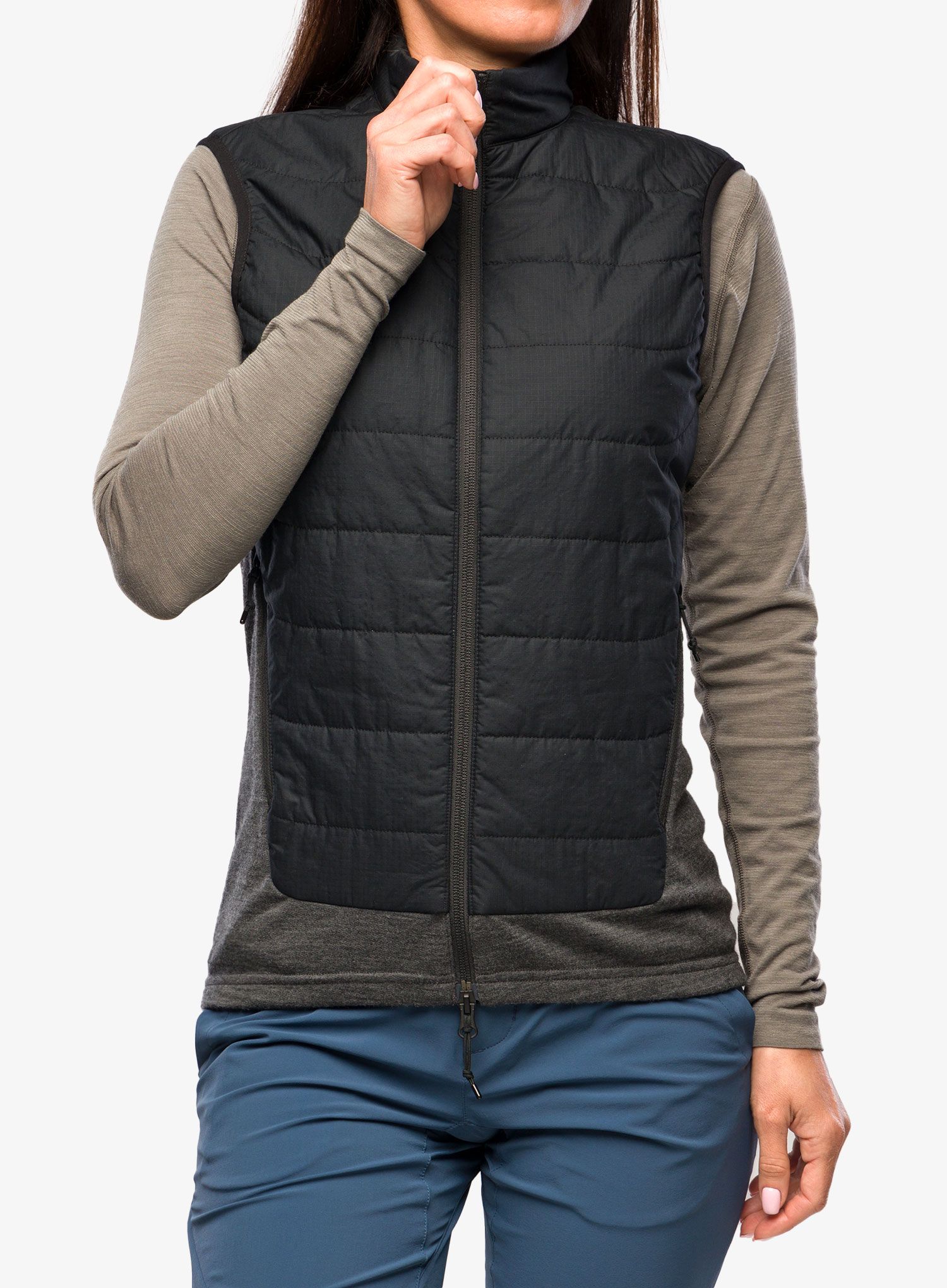 Dámská zateplená vesta Icebreaker MerinoLoft Vest - black/jet