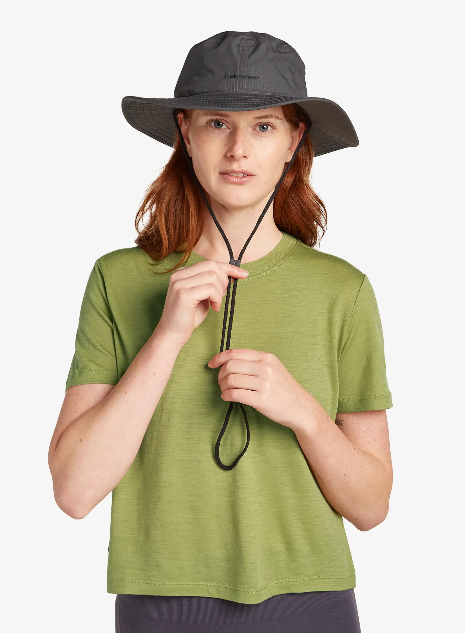 Turistický klobouk Icebreaker Shell+ Cotton Windbreaker Wide Brim Hat - obsidian
