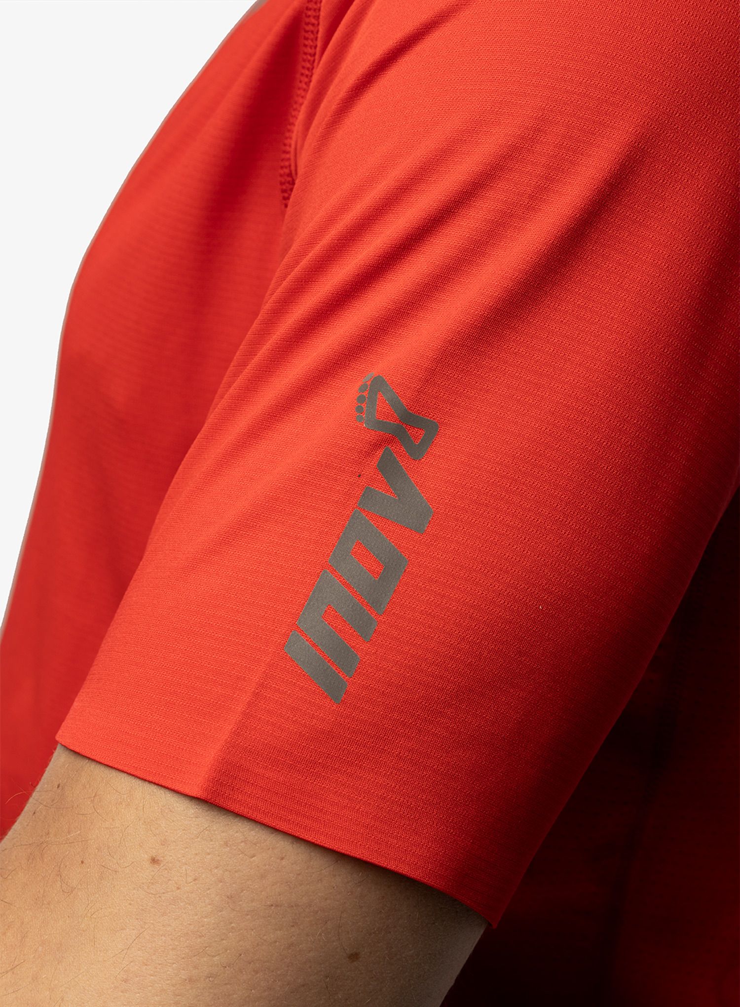 Běžecké tričko pánské Inov-8 Base Elite S/S 3.0 - red