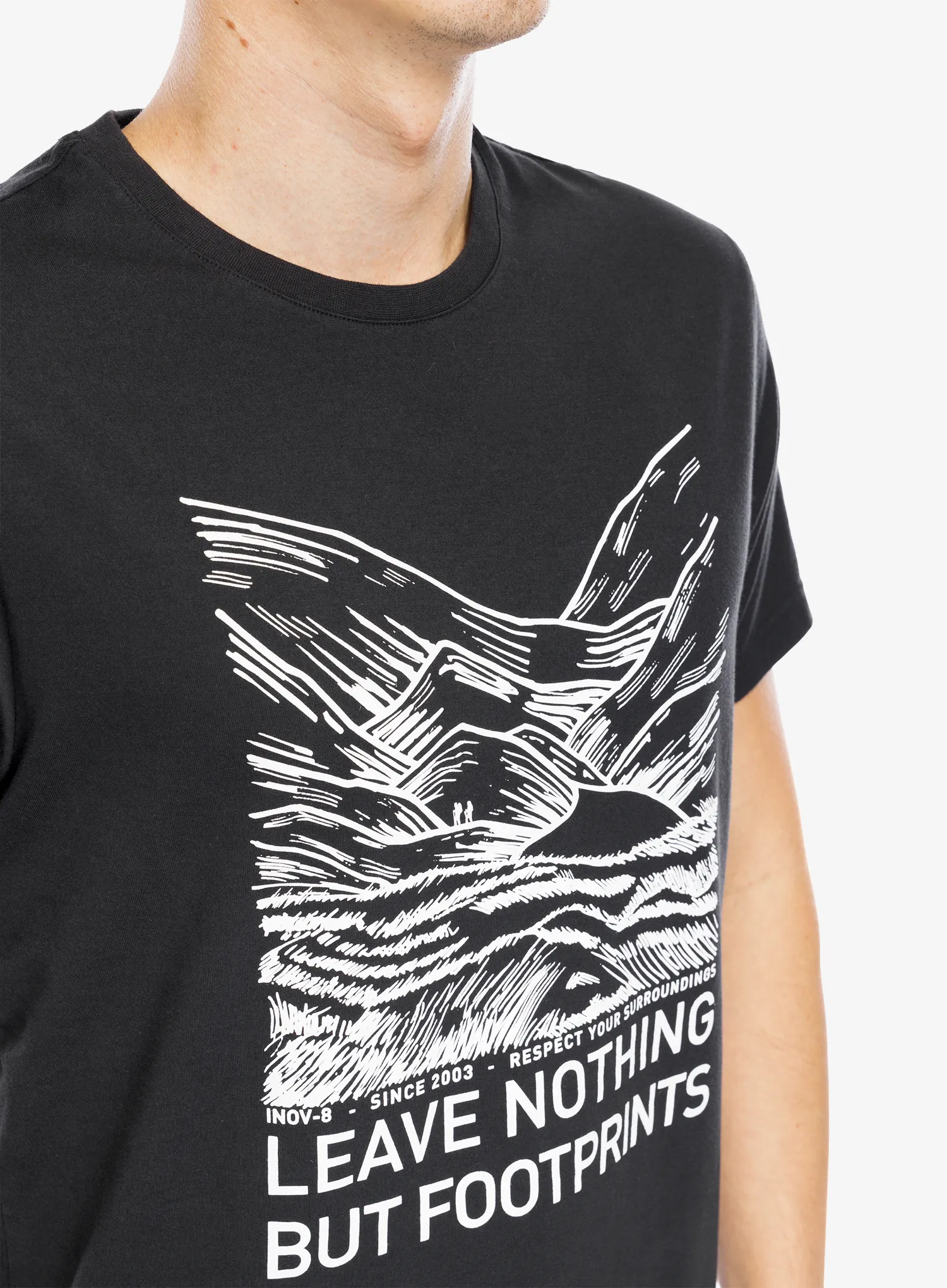 Bavlněné tričko Inov-8 Graphic T-Shirt Footprints - graphite
