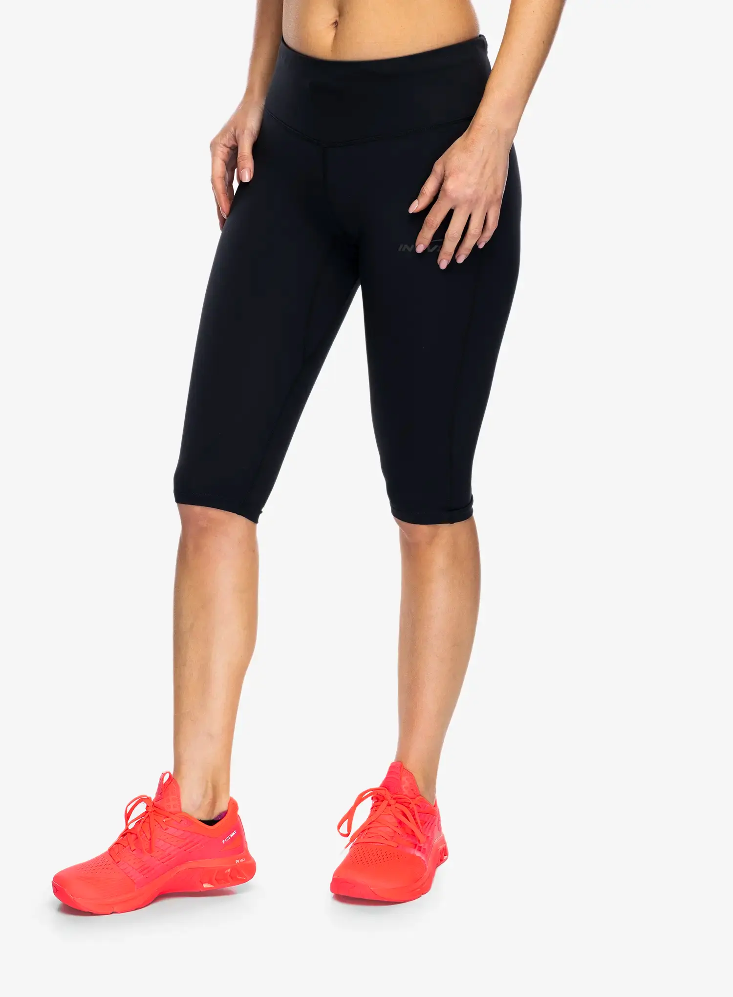 Dámské běžecké legíny Inov-8 Race Elite 3/4 Tight - black