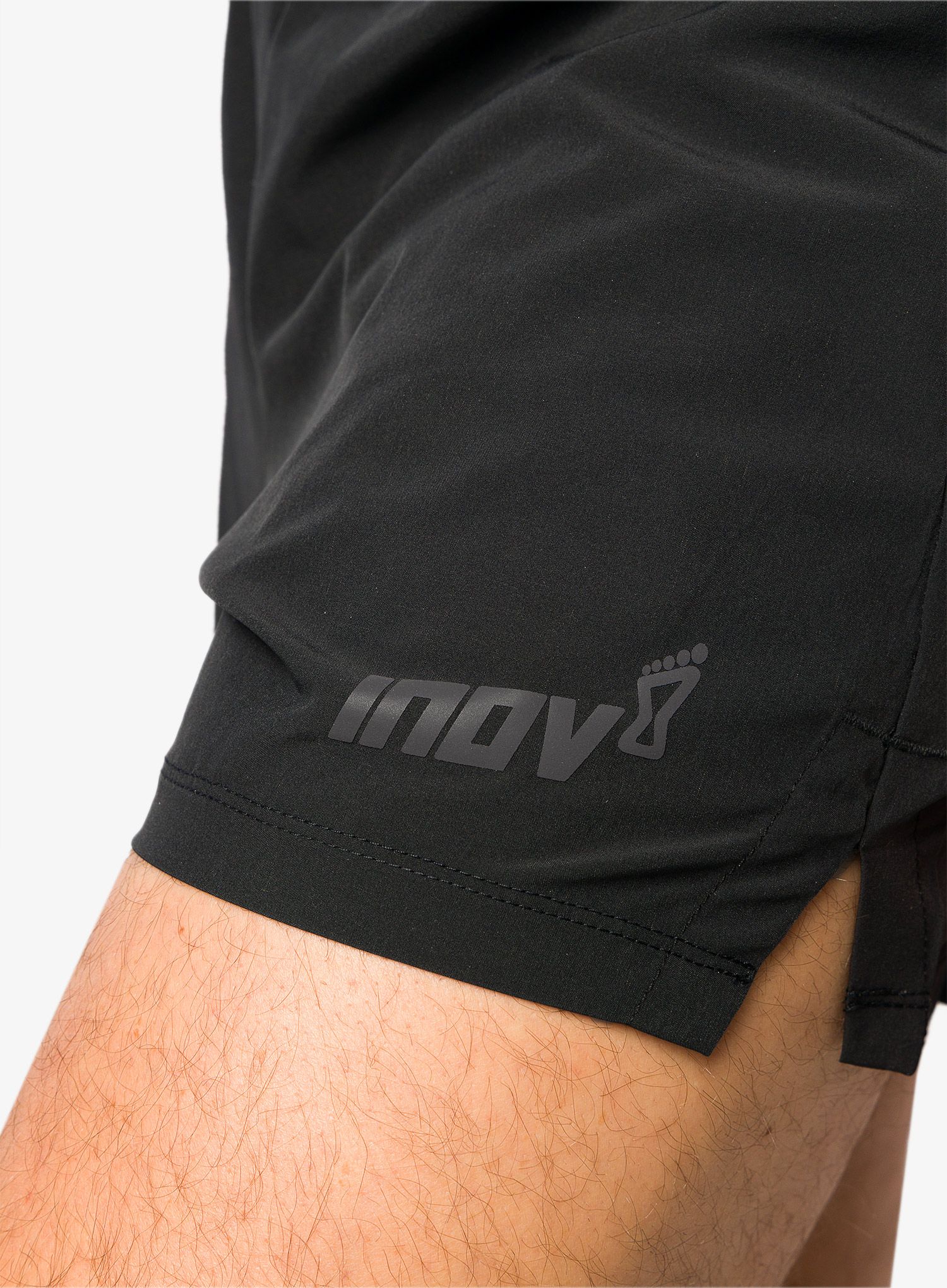 Pánské běžecké kraťasy Inov-8 Race Elite 5 Short - black