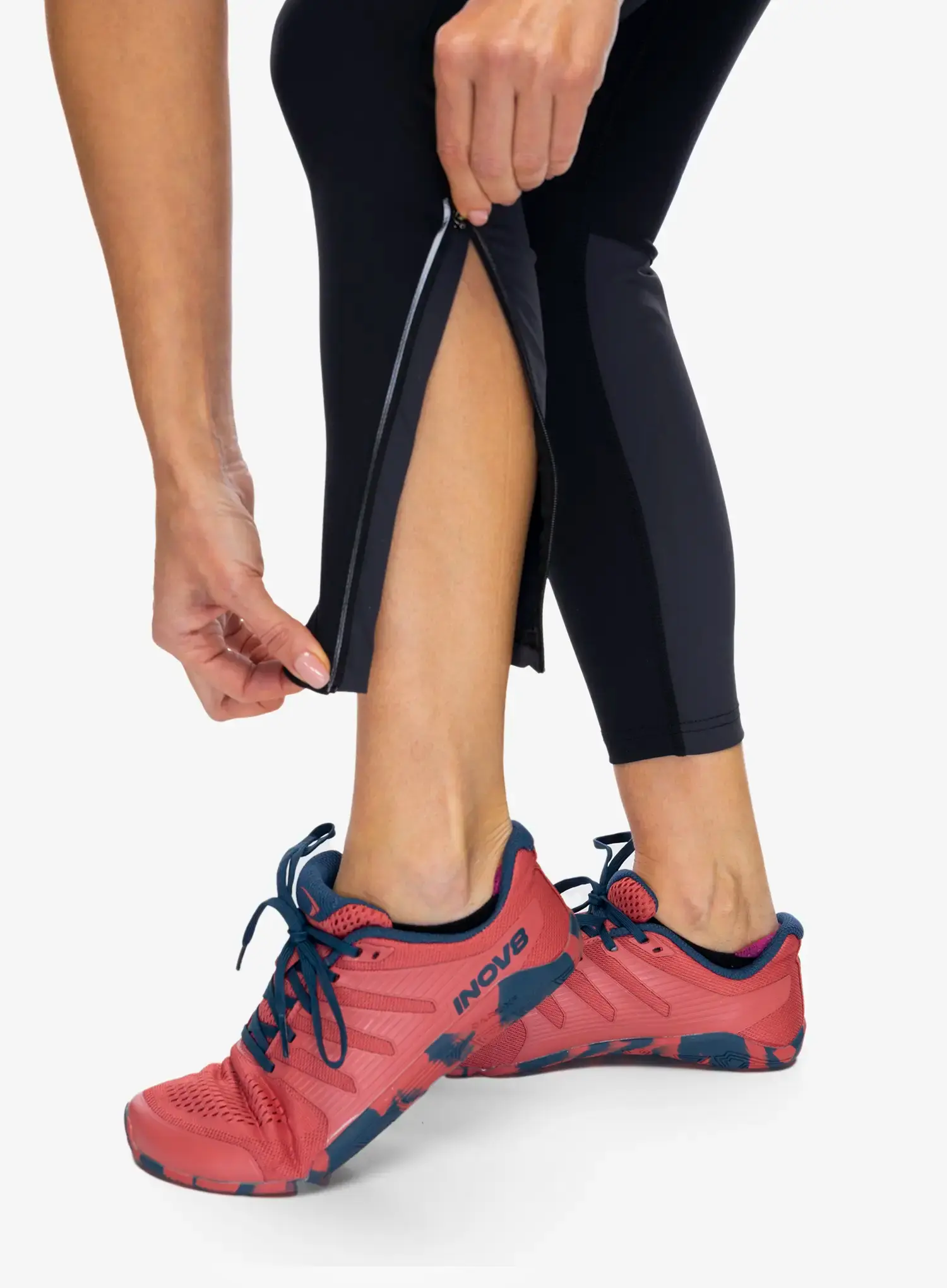Dámské běžecké legíny Inov-8 Race Elite Tight - black