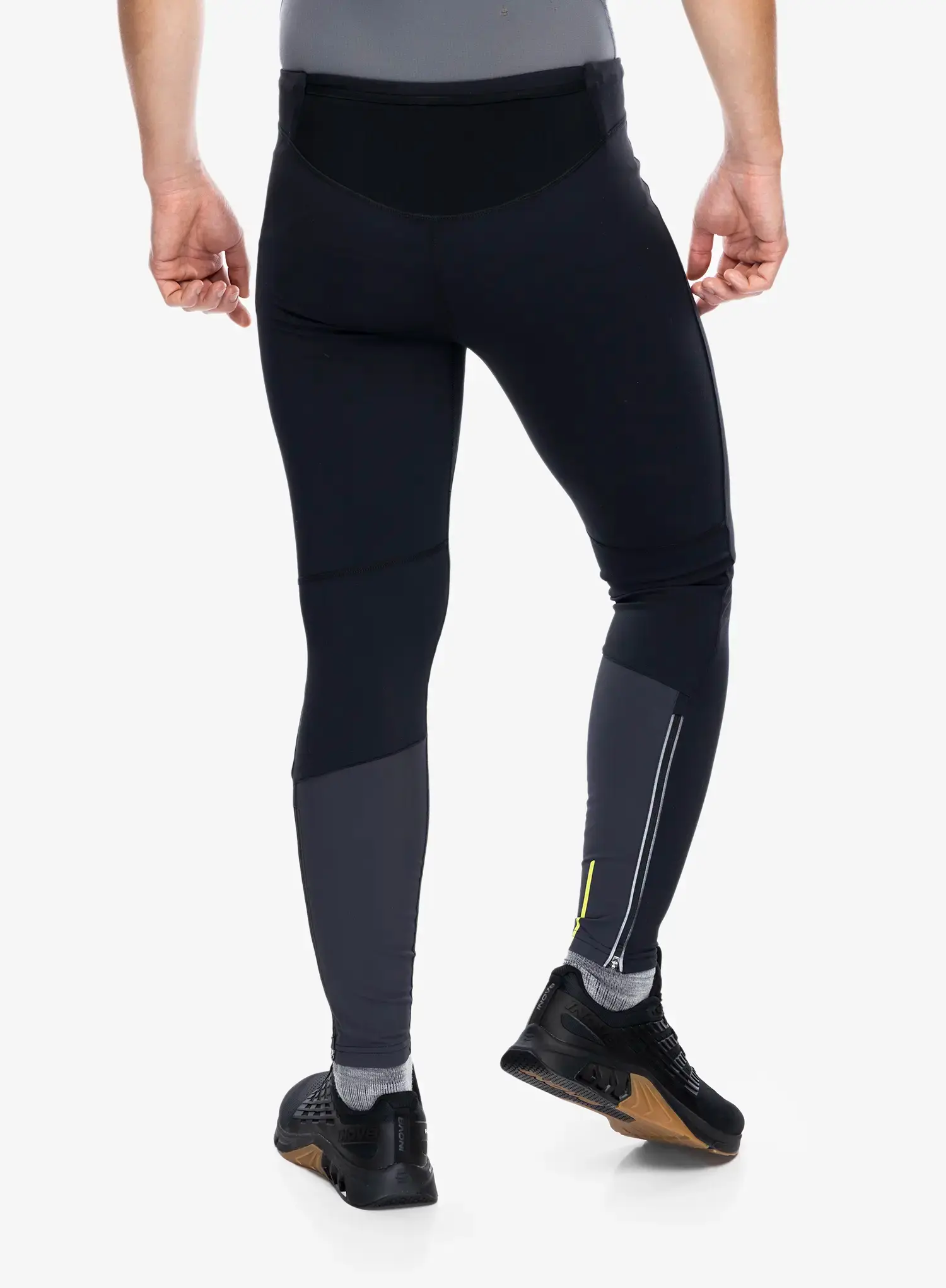 Legíny na běhání Inov-8 Race Elite Tight - black