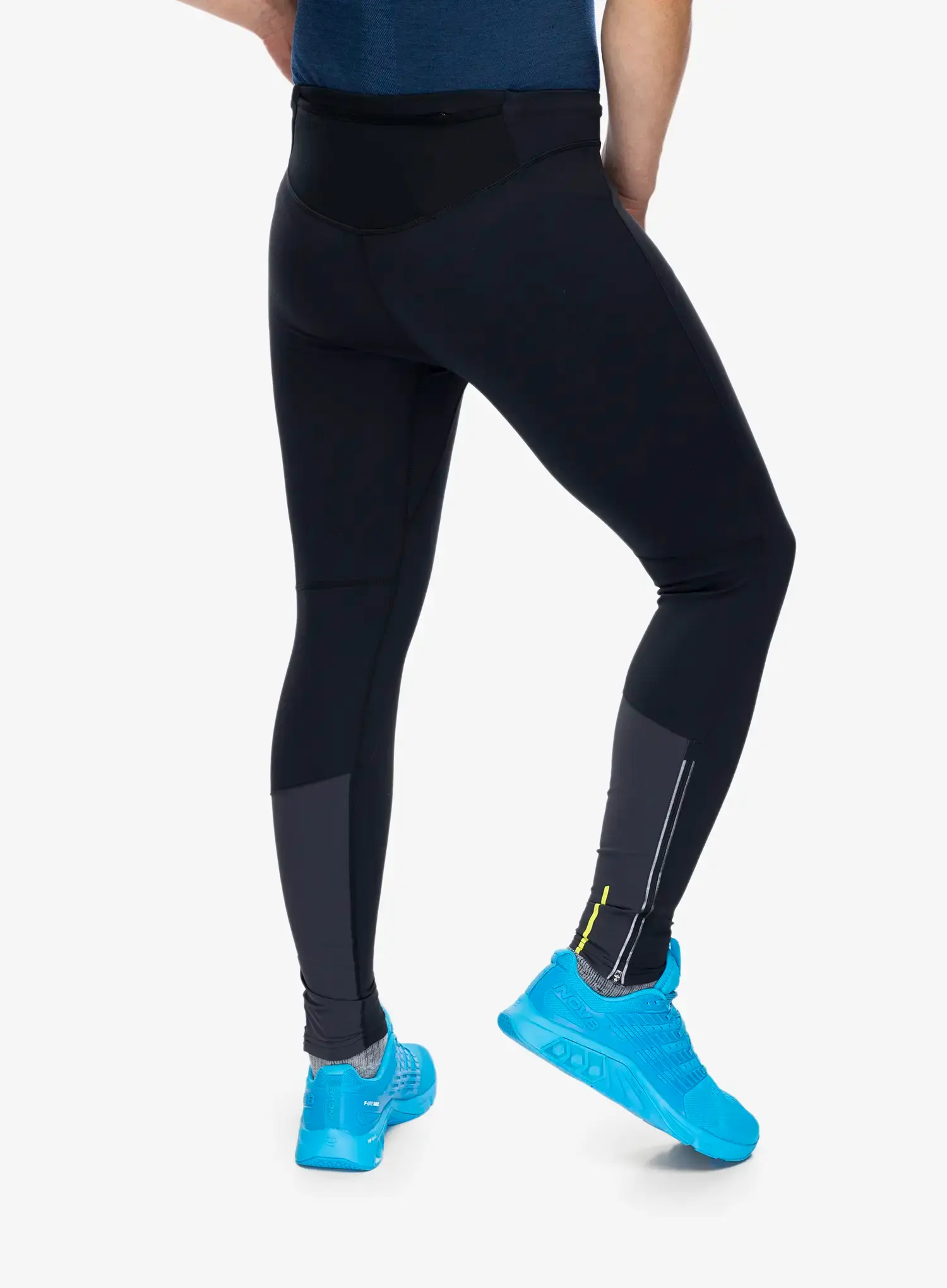 Legíny na běhání Inov-8 Race Elite Tight - black/black